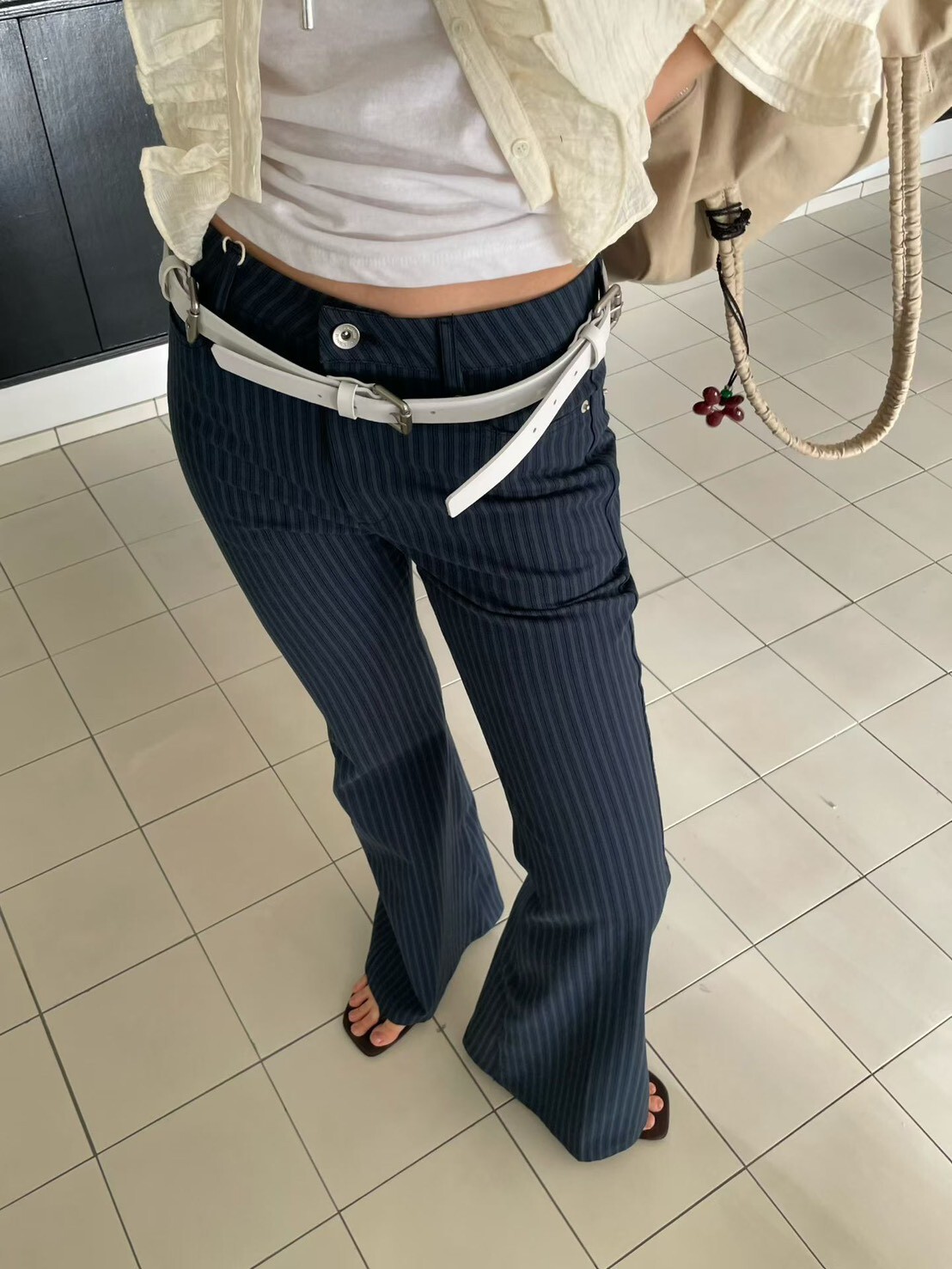 低腰直線條喇叭長褲