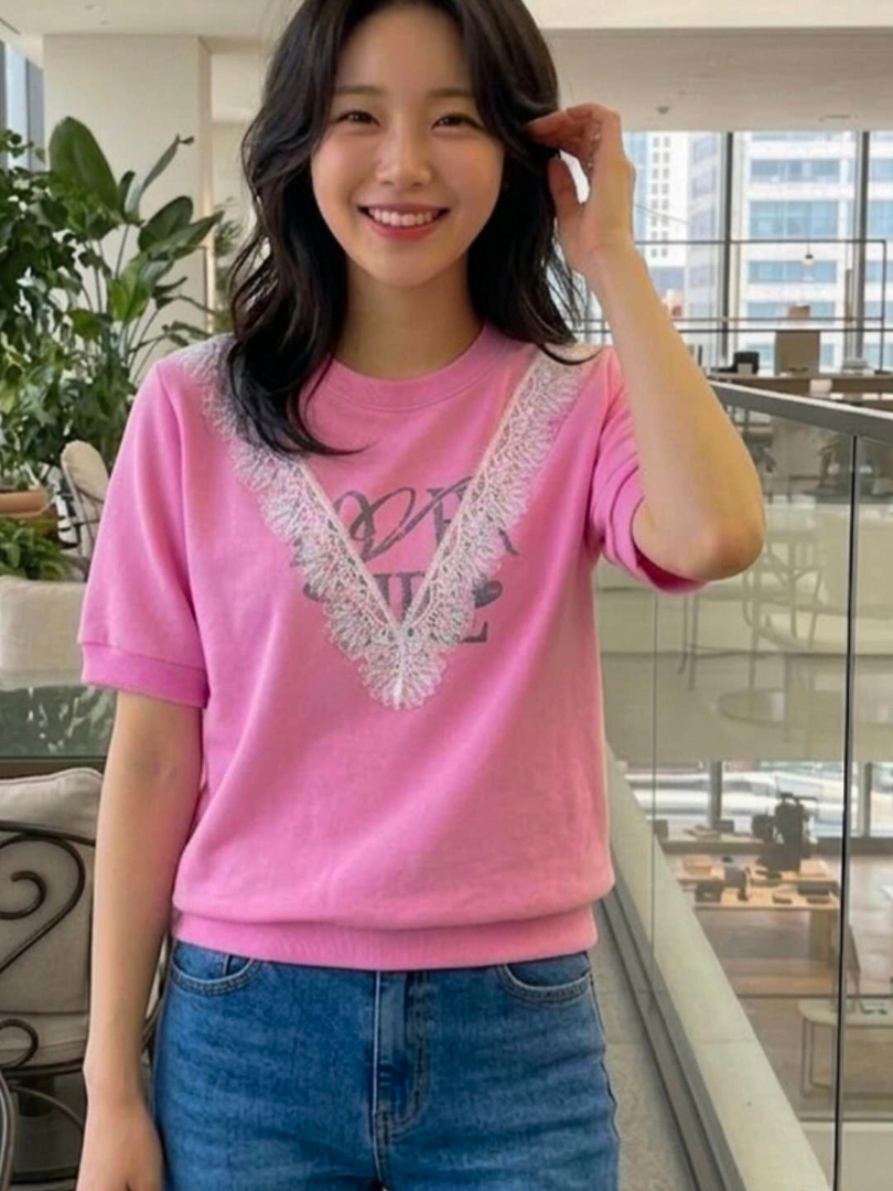 減齡蕾絲拼接上衣｜甜美字母短袖棉T
