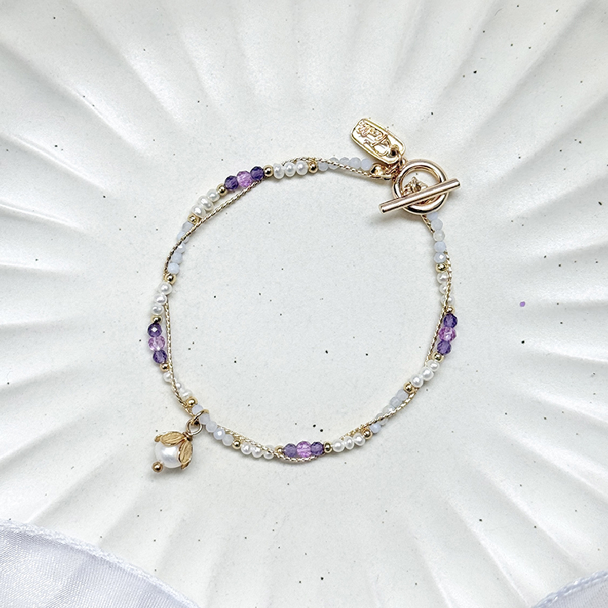 B03 / 牡羊座 • 守護花 • 星辰花 – 珍珠瑪瑙 – 手鍊