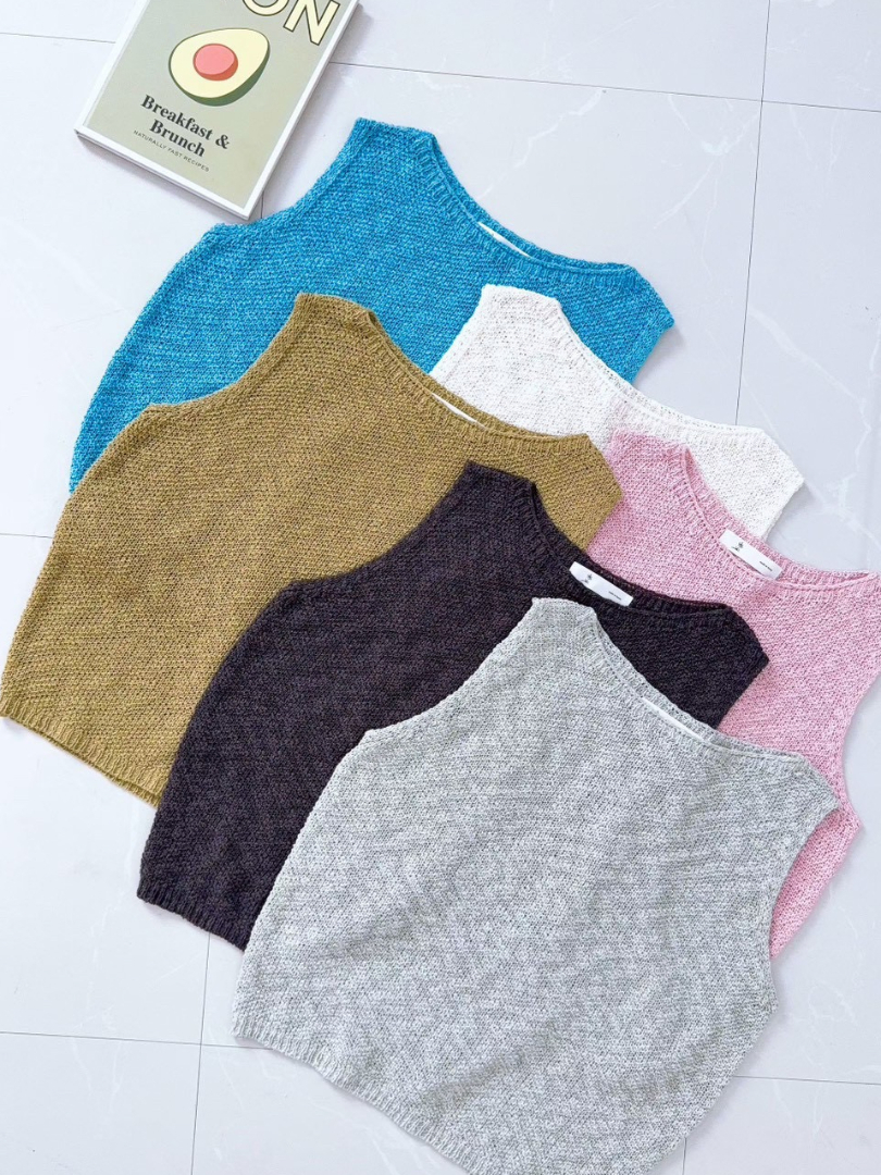 修飾肩線氣質款針織背心