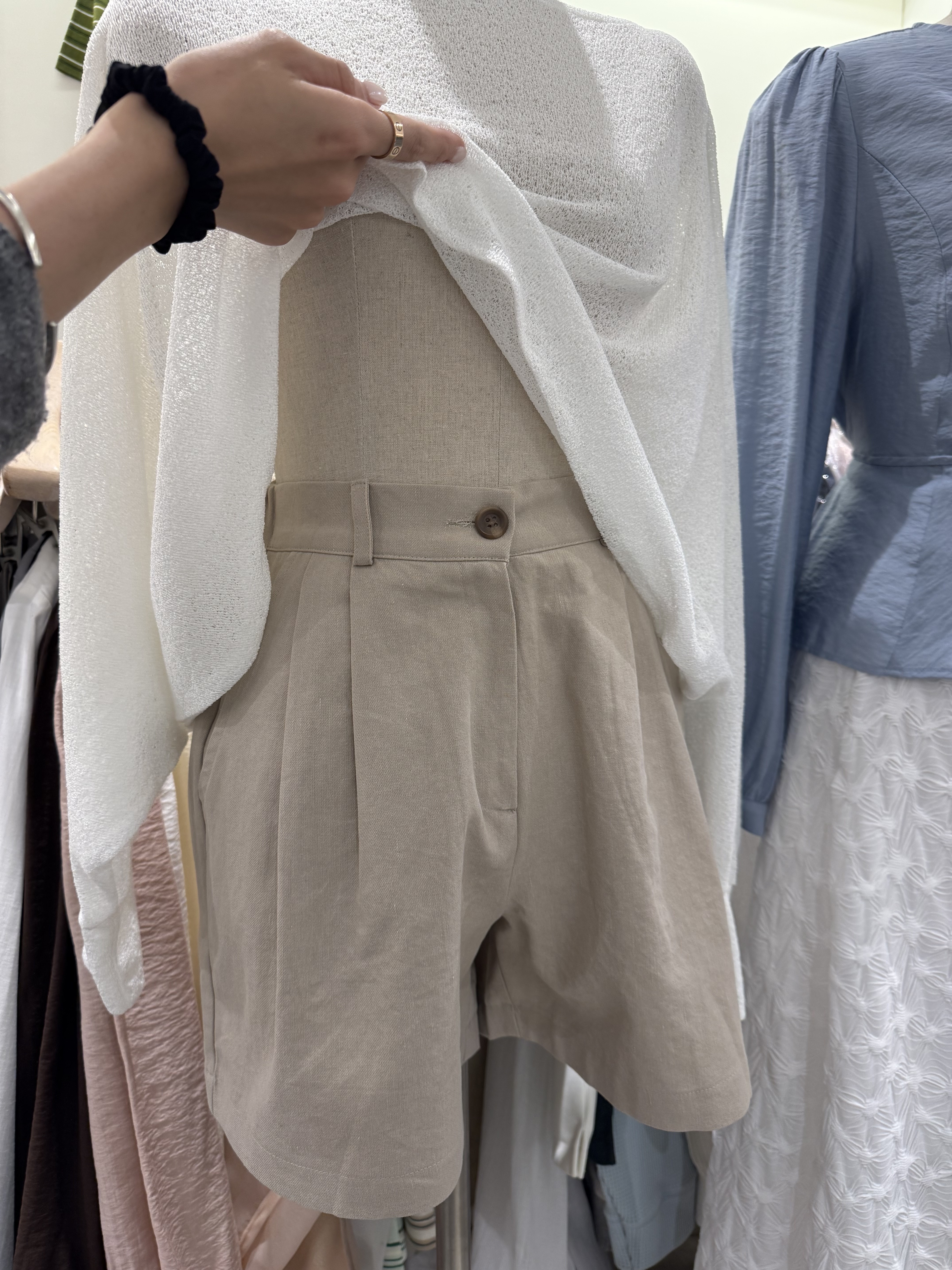 韓國連線 前打褶休閒三分短褲