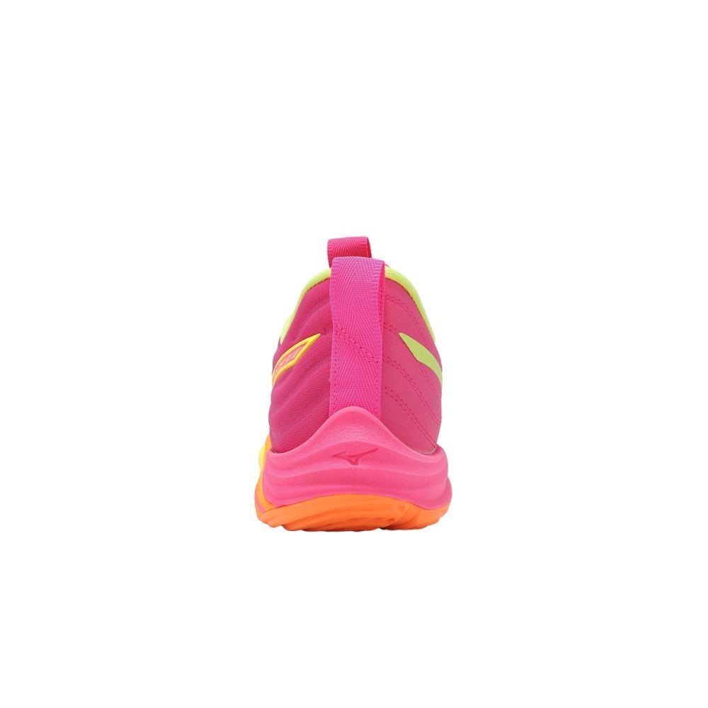 MIzuno Momentum Elite