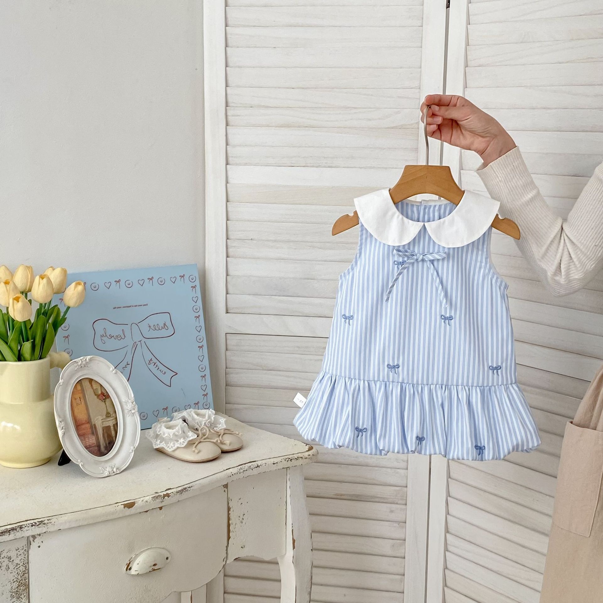 嫩嬰藍色條紋花苞洋裝