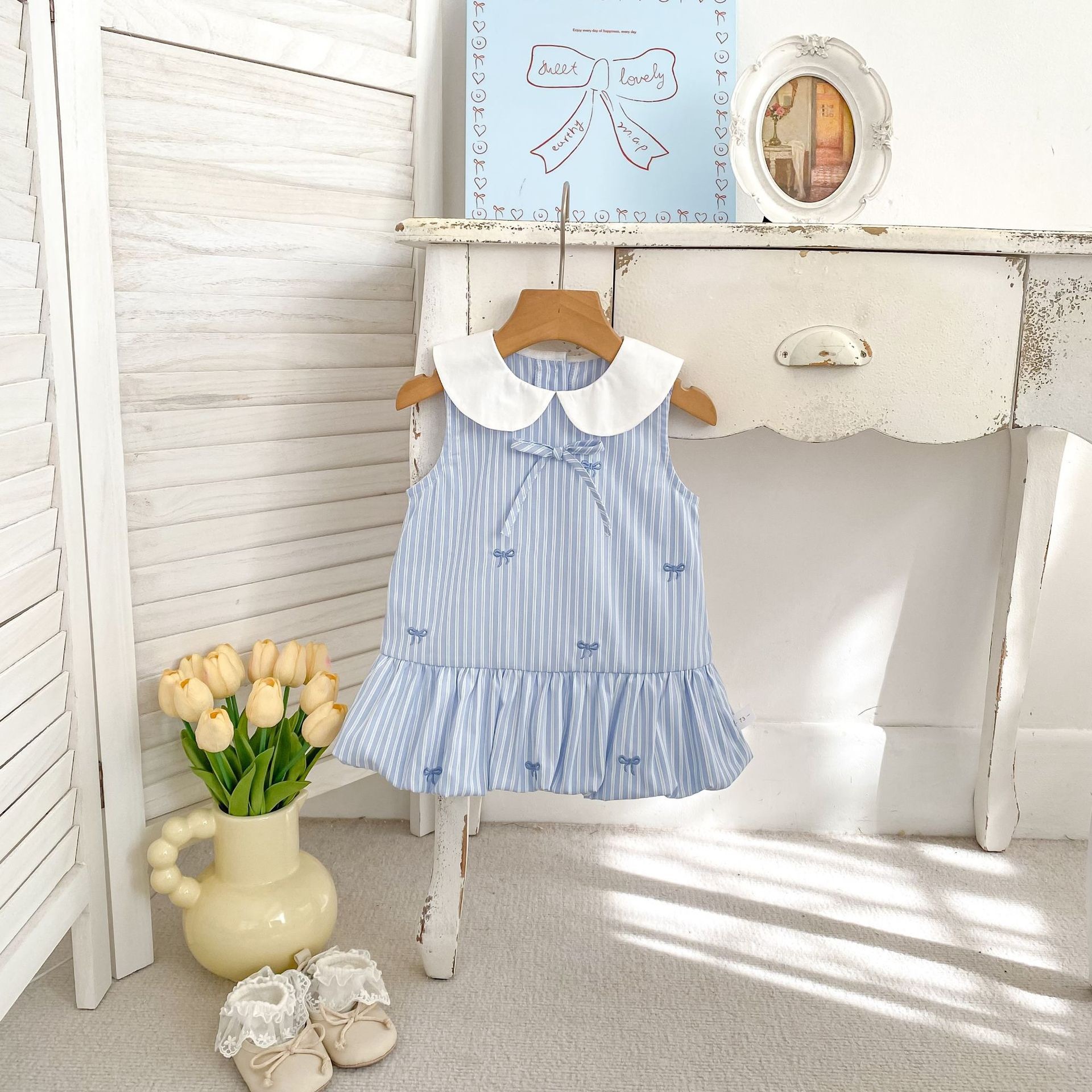 嫩嬰藍色條紋花苞洋裝