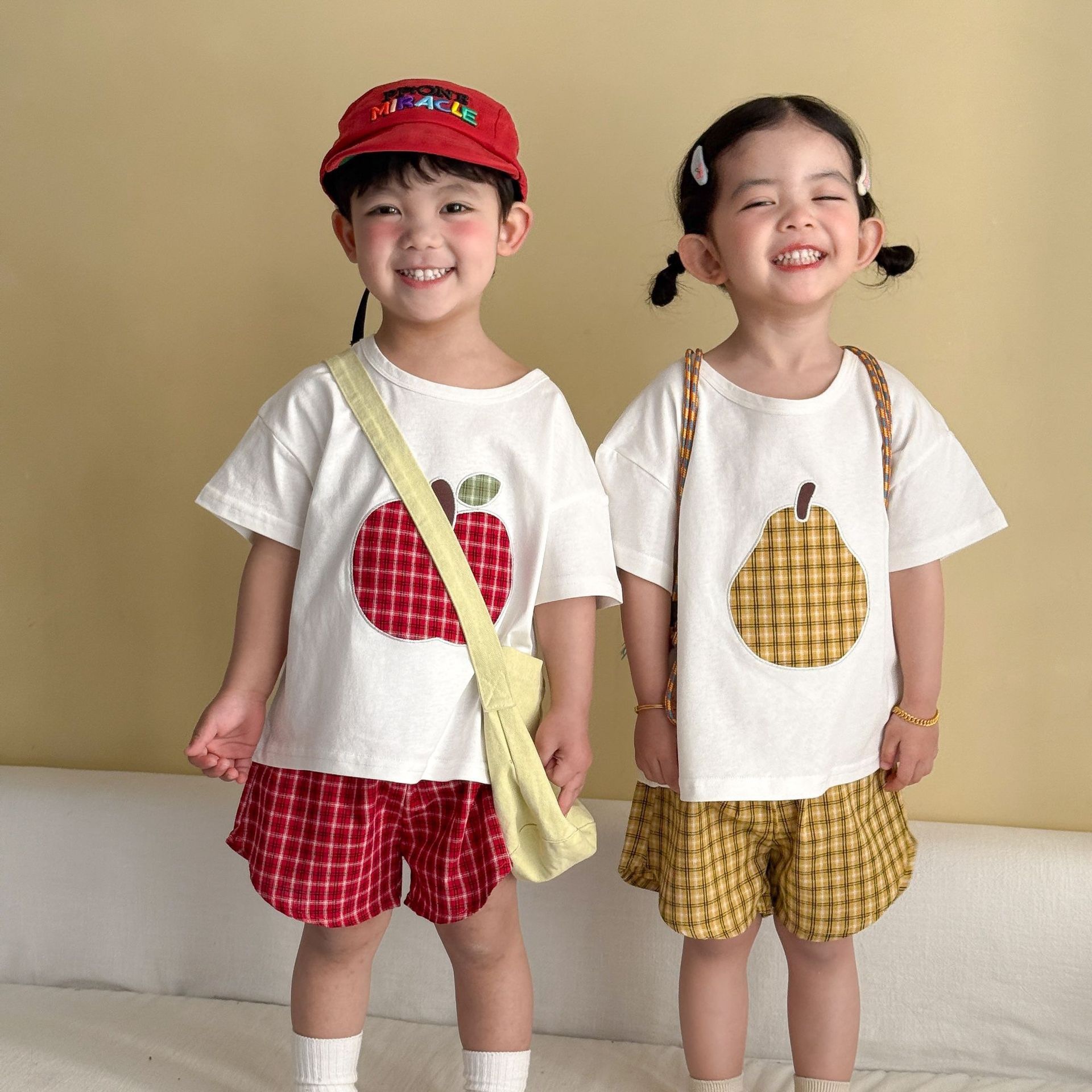 兄弟姐妹一起穿_四色水果格子褲套裝