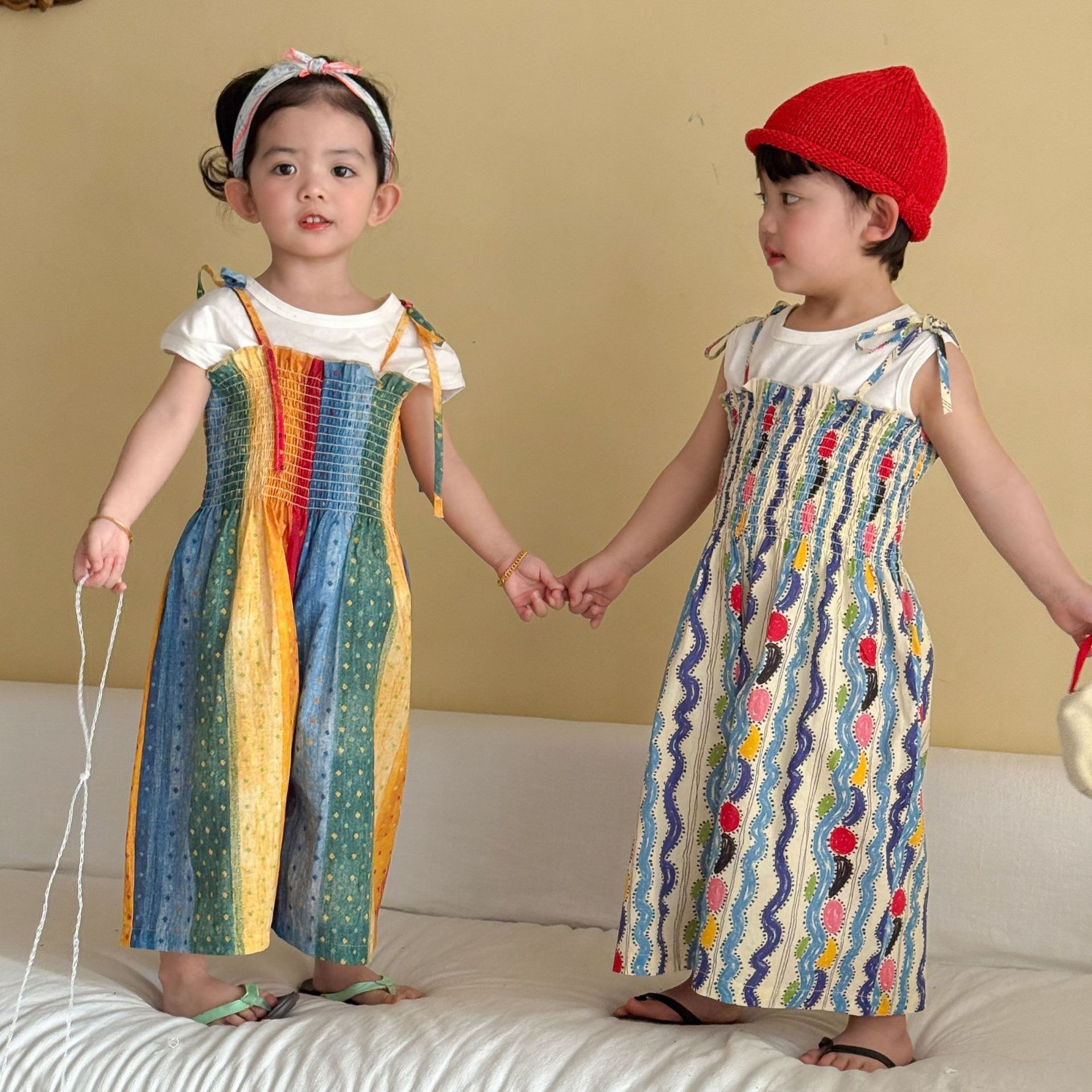 兄弟姐妹一起穿_兩色薄款繽紛連身褲