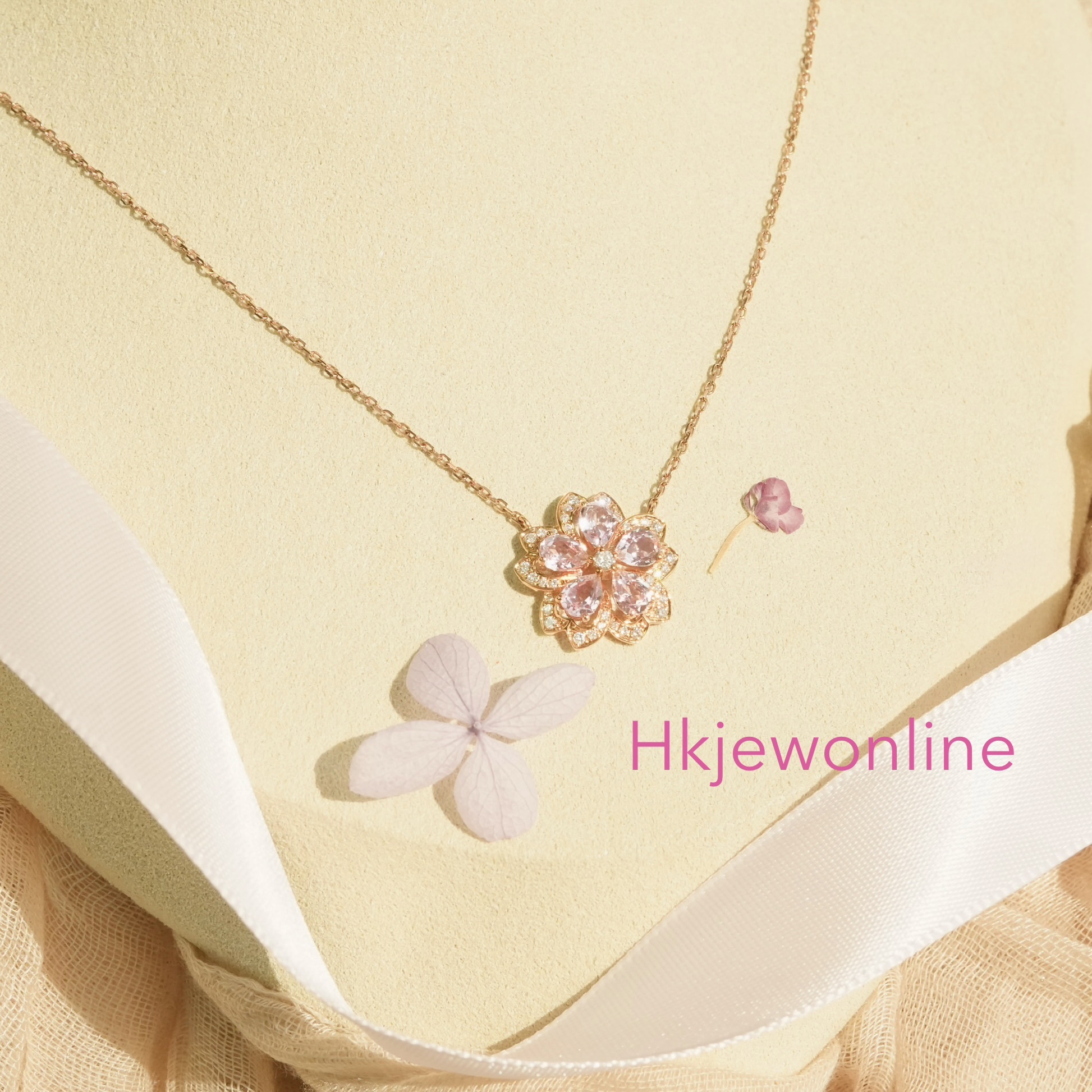 18K玫瑰金摩根石及鑽石櫻花頸鏈