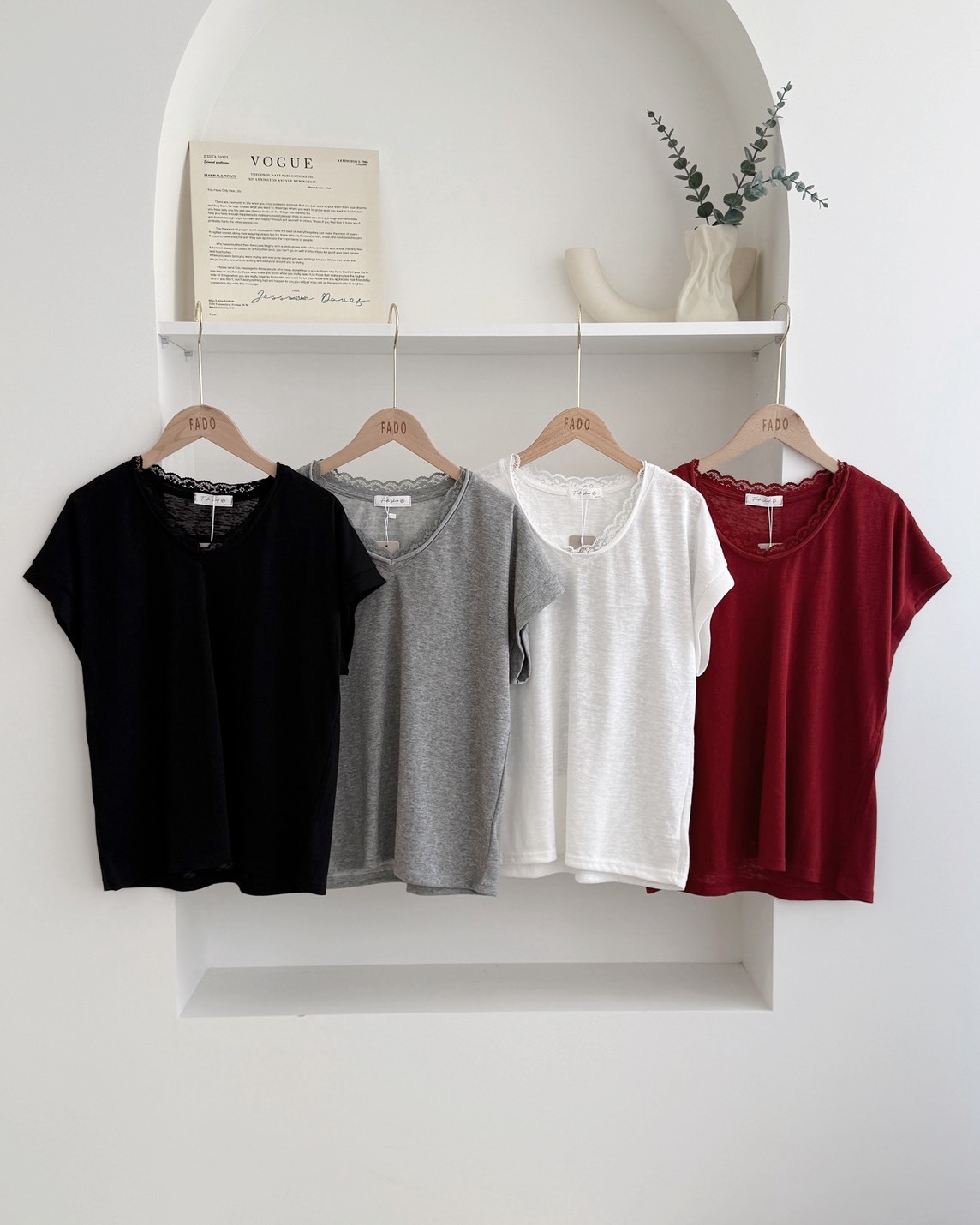 法朵Fado shop｜V領滾蕾絲竹節棉短T 0215046 四色