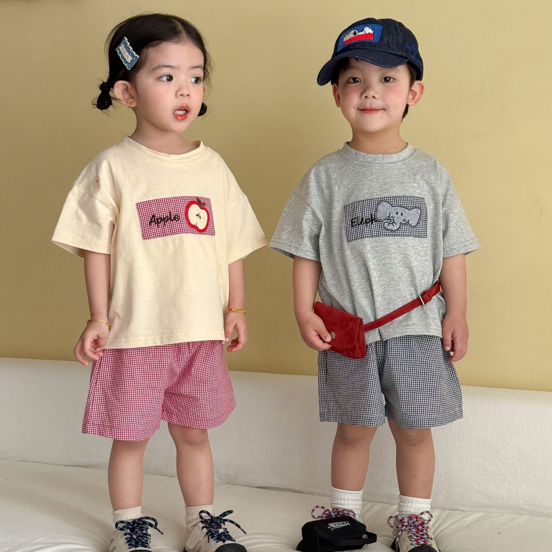 兄弟姐妹一起穿_大象蘋果格子褲套裝