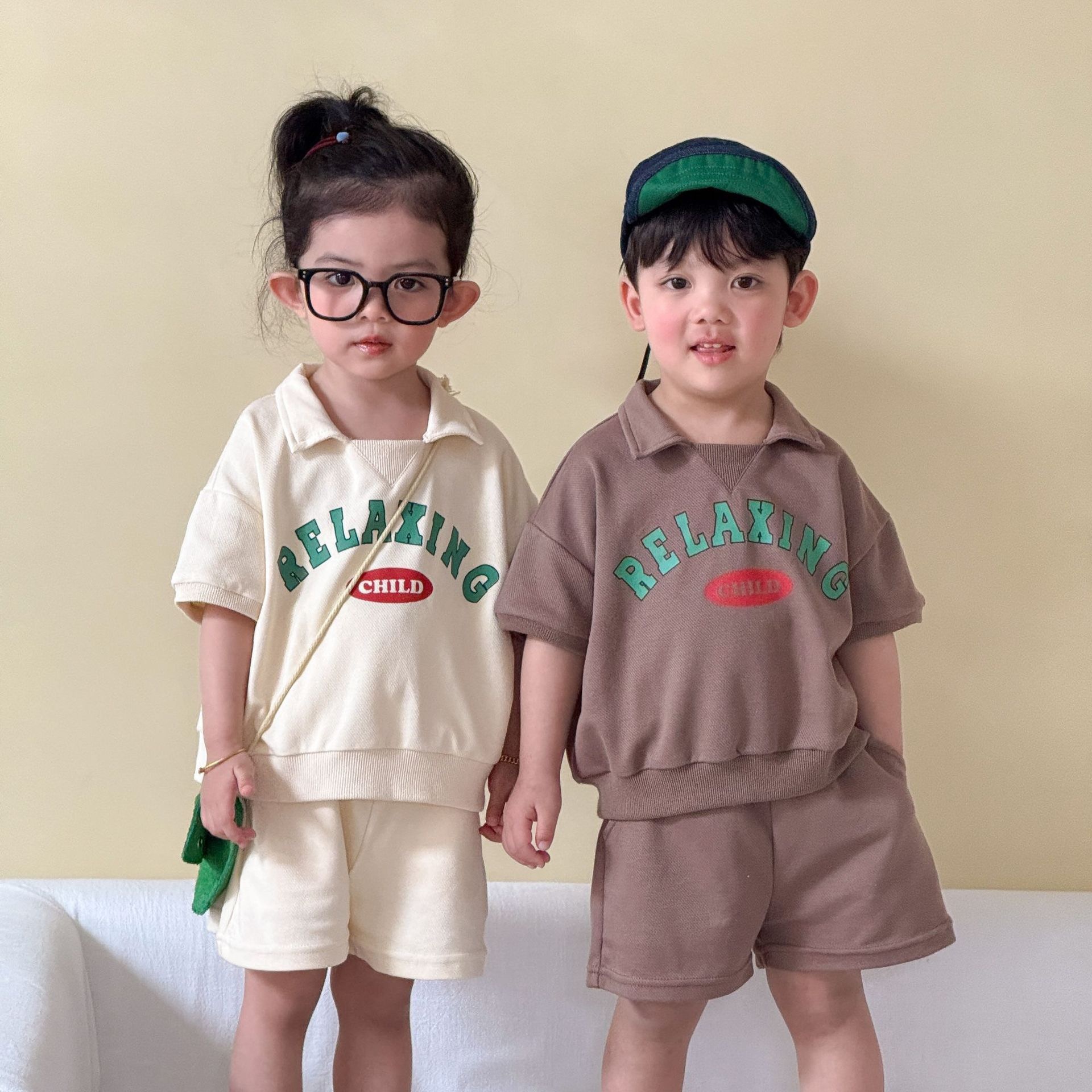 兄弟姐妹一起穿_relaxing有領套裝