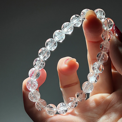 白阿賽本質上與白水晶一樣