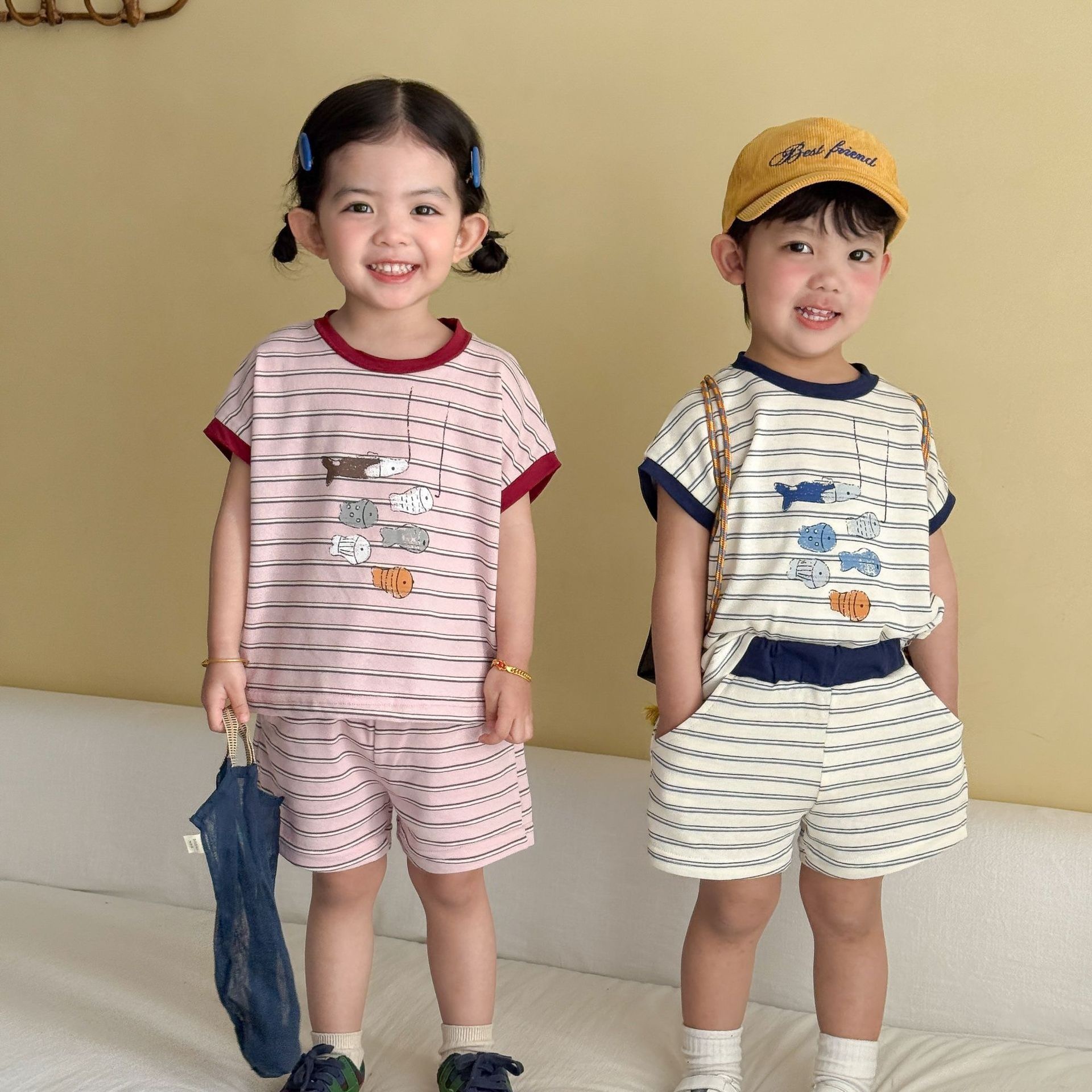 兄弟姐妹一起穿_魚魚條紋套裝