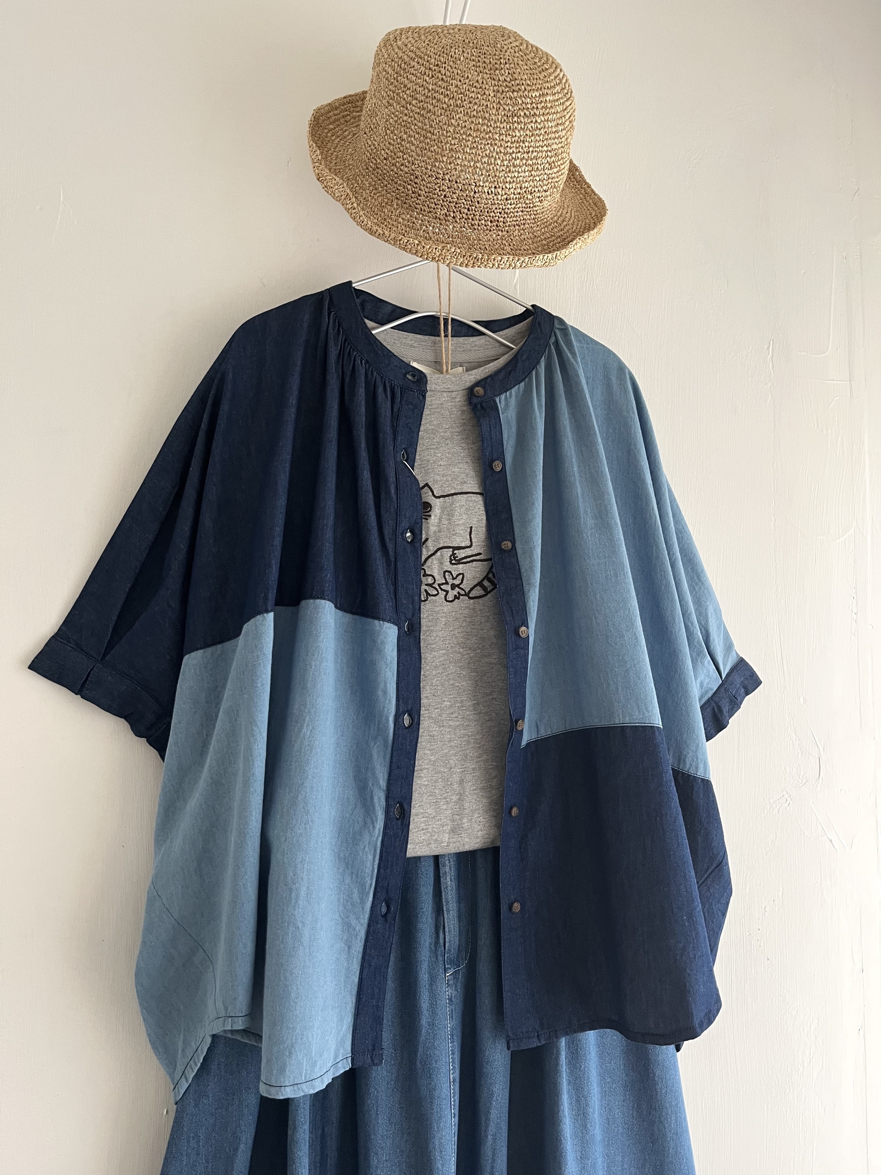 LUPILIEN深藍色拼色top