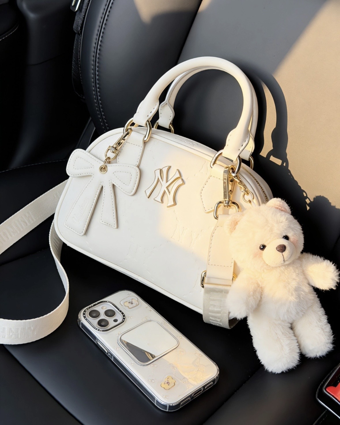 <春日溫柔🤍>MLB 蝴蝶結吊飾 保齡球包 手提 肩背包 四色