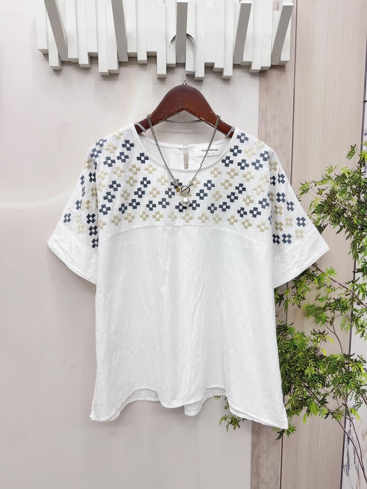 Mar 民族花薄料top~152F