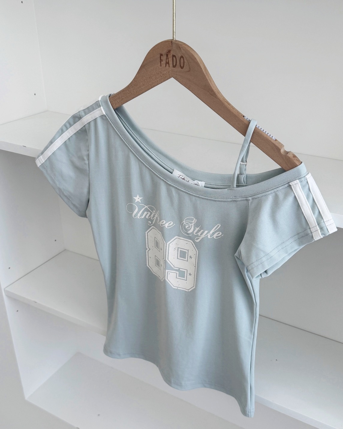 法朵Fado shop｜美式校園感單肩短T 0215063 三色