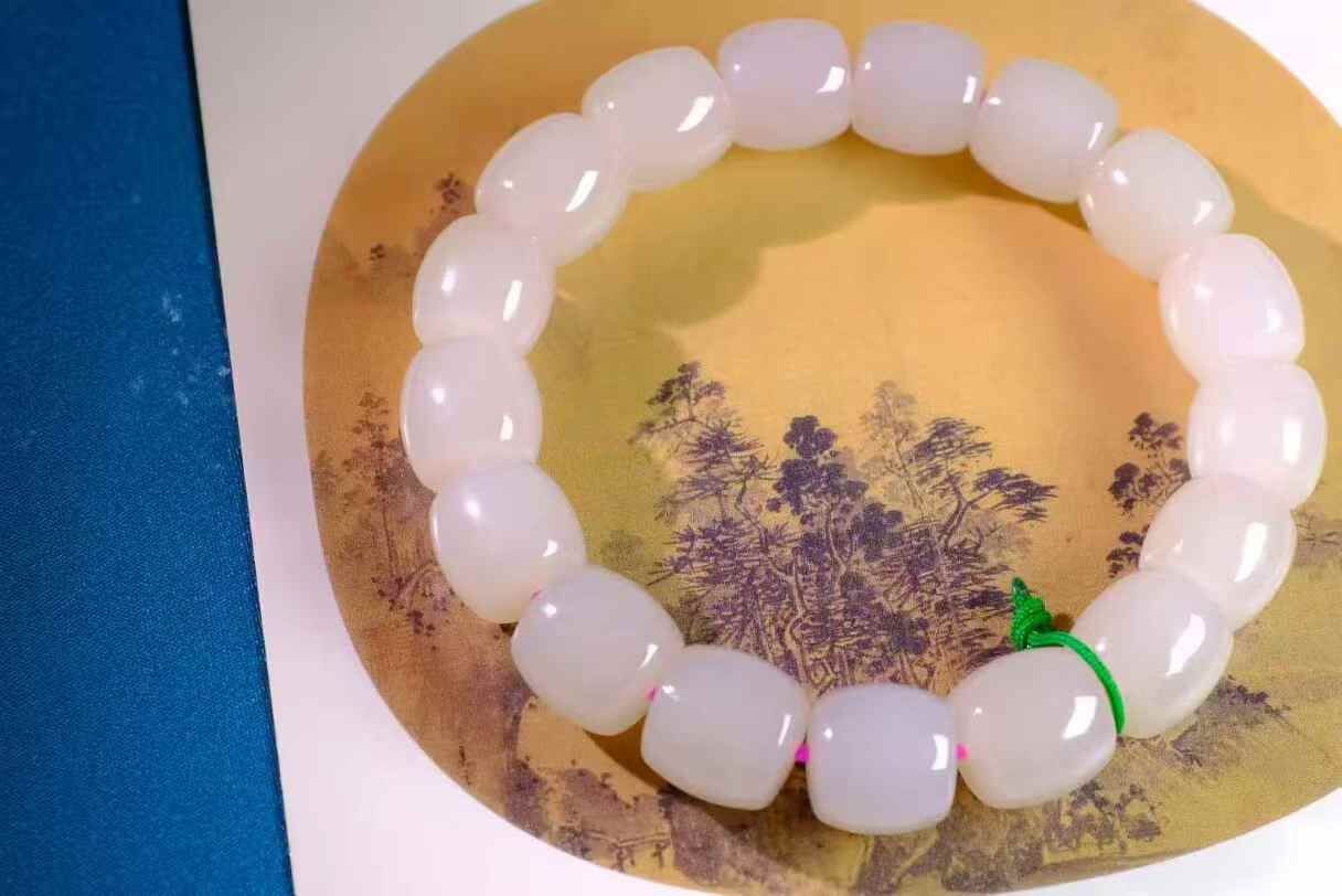 315718 和田玉藕粉直切珠手串 (12mm直徑)