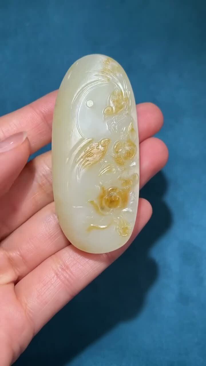 315220 和田玉籽料棲香