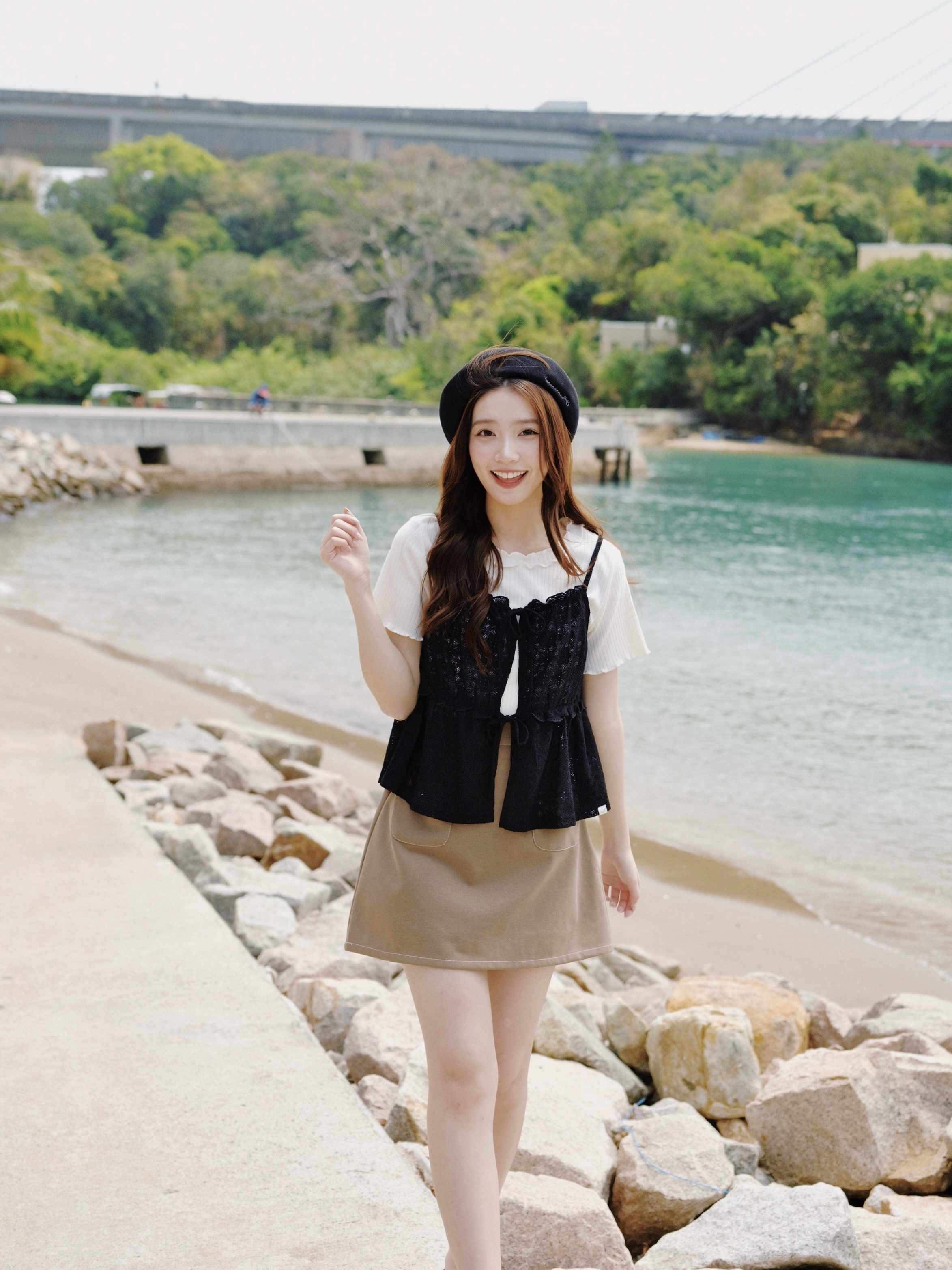 三色 / 鏤空花樣蝴蝶結馬甲 / Eyelet Lace Bow-Detail Camisole