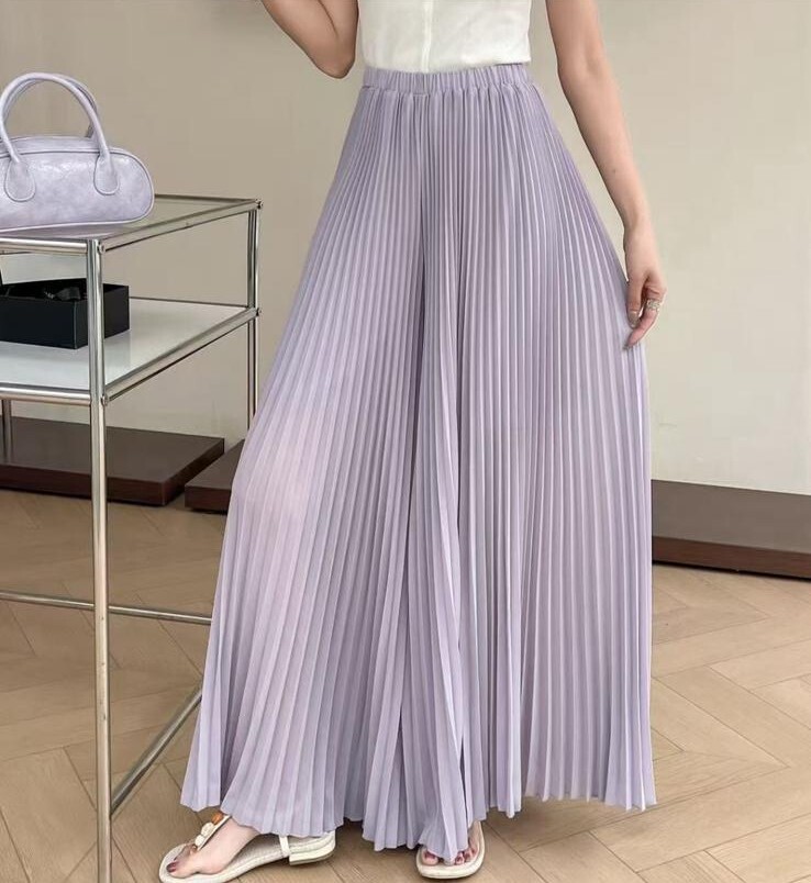 HP04   百摺褲 腰24-  48  HIP58  長38 $429 (一口價)