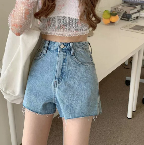 牛仔短褲女夏新款高腰淺色牛仔短褲