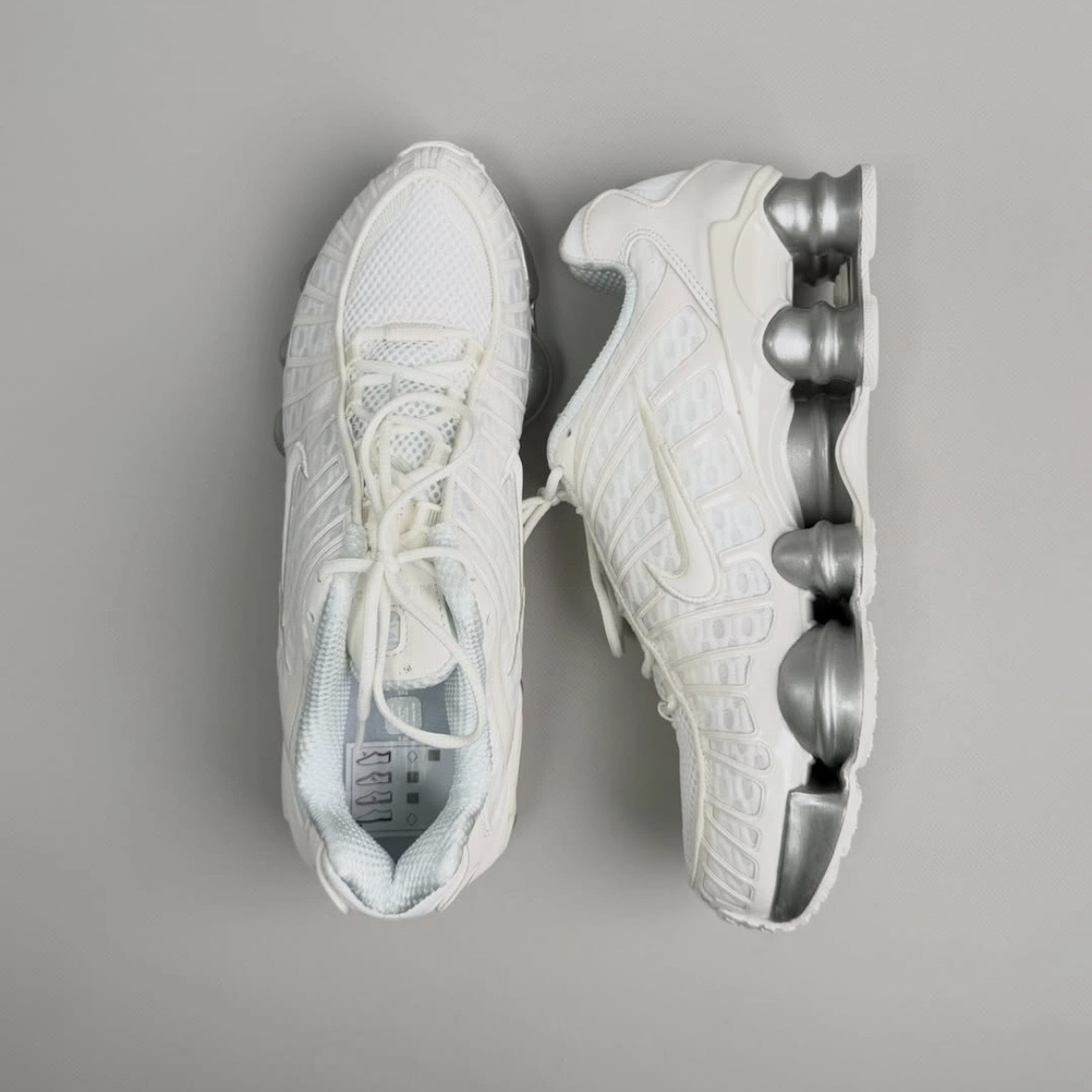 NIKE SHOX TL 海鹽米白 灰底 彈簧鞋 "WHITE AND MAX ORANGE" 休閒鞋 女鞋 AR3566-103