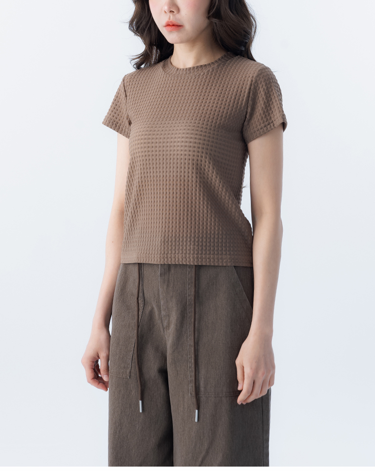 3D checkered sheer cropped top, available in five colors. S/M【01099584】in stock+pre-order