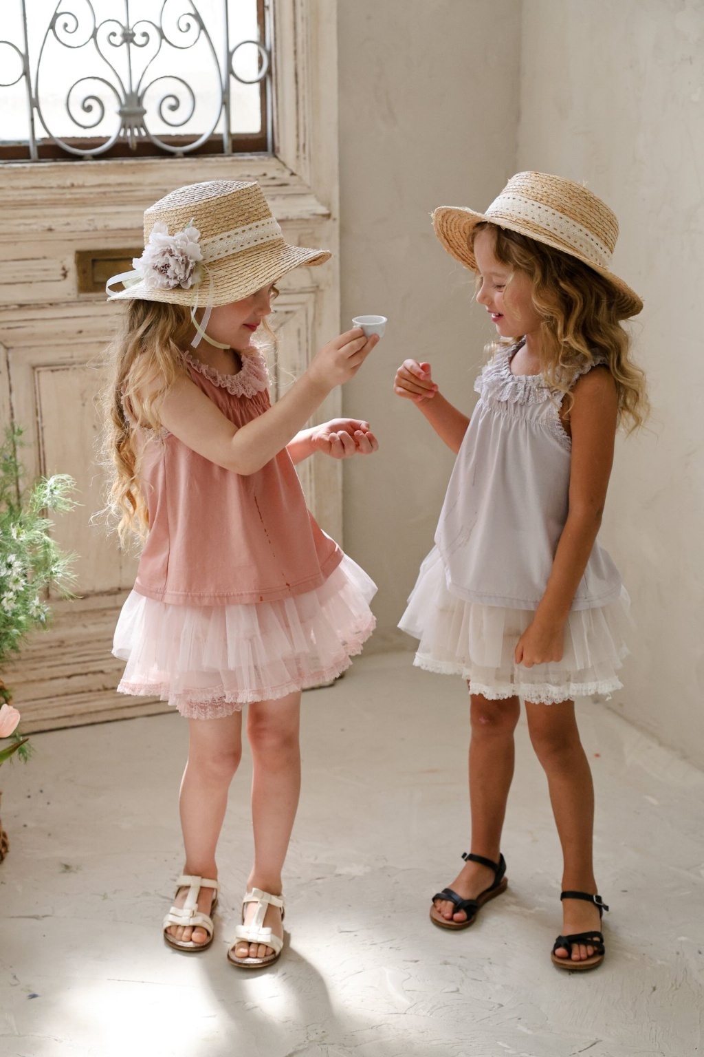 正韓夏Flo 三色漫漫蕾絲背心