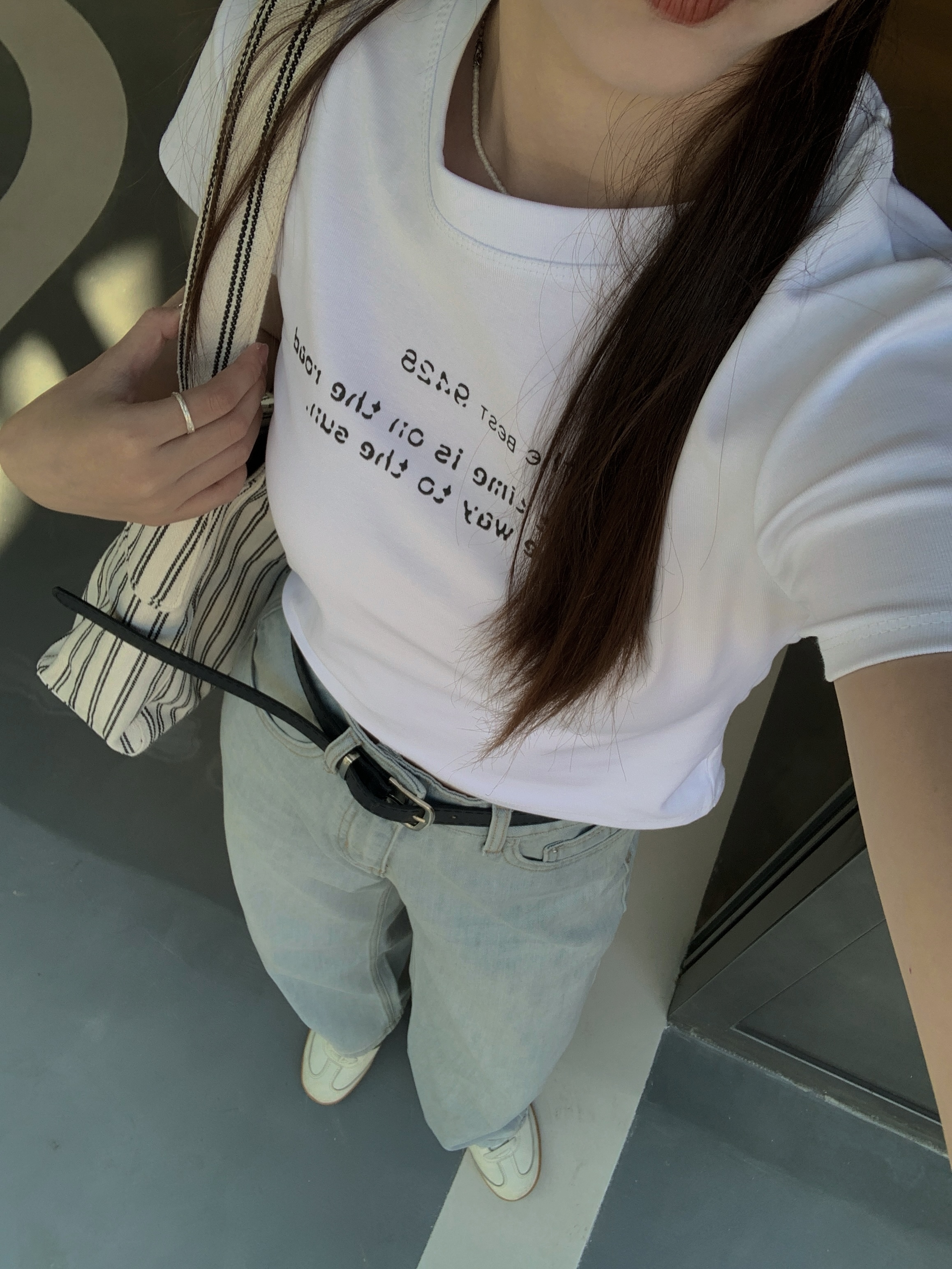 推！挺版百搭午茶小調上衣 ( 2 colors )