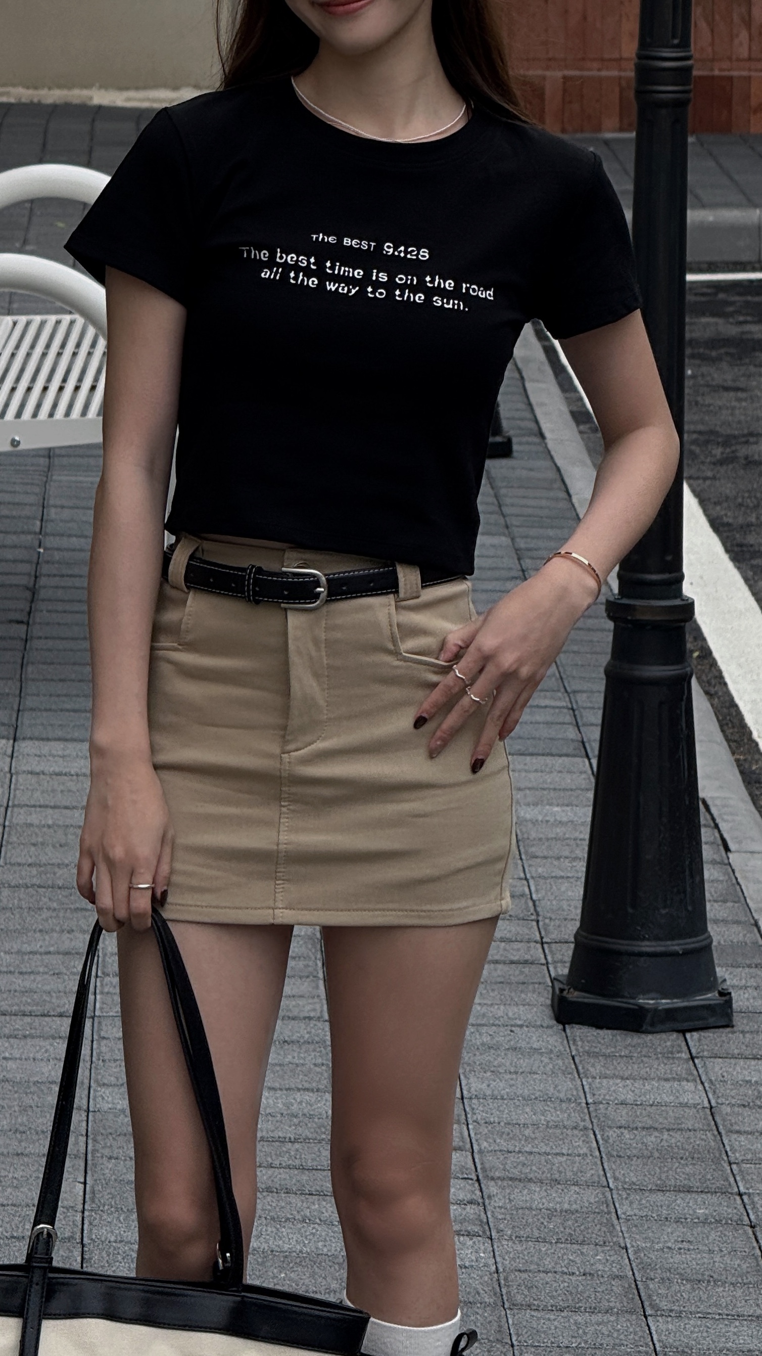 推！挺版百搭午茶小調上衣 ( 2 colors )