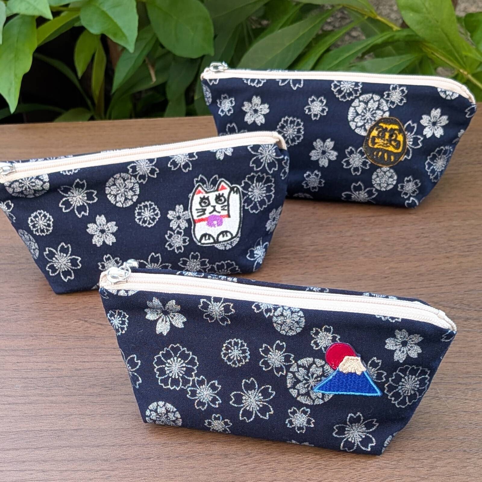 [日本製造] 櫻花 配富士山/貓咪/達魯馬绣花 收納袋