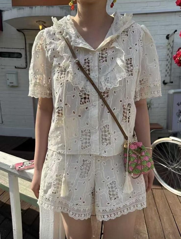 HP29 (1 SET) 上衣:胸43長20.5 / 下身:  褲 27-38 HIP42 長16 $699 (一口價)