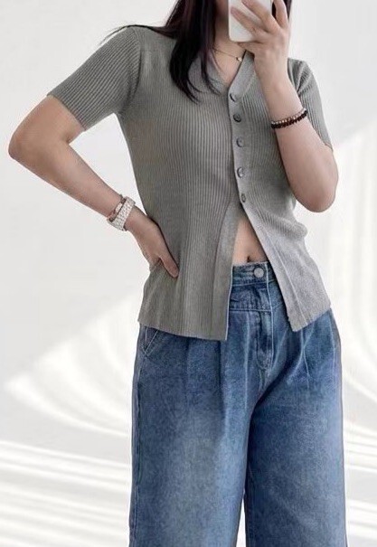 破口V領螺紋短袖外套