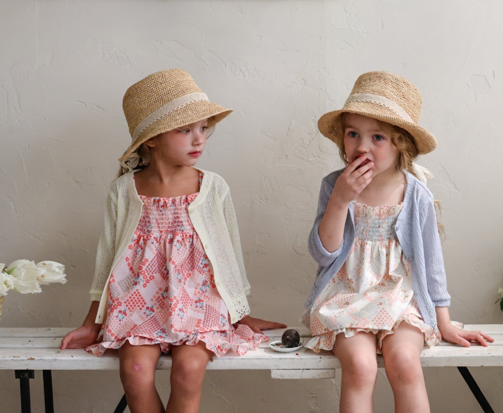 正韓夏Flo 四色鏤空外套