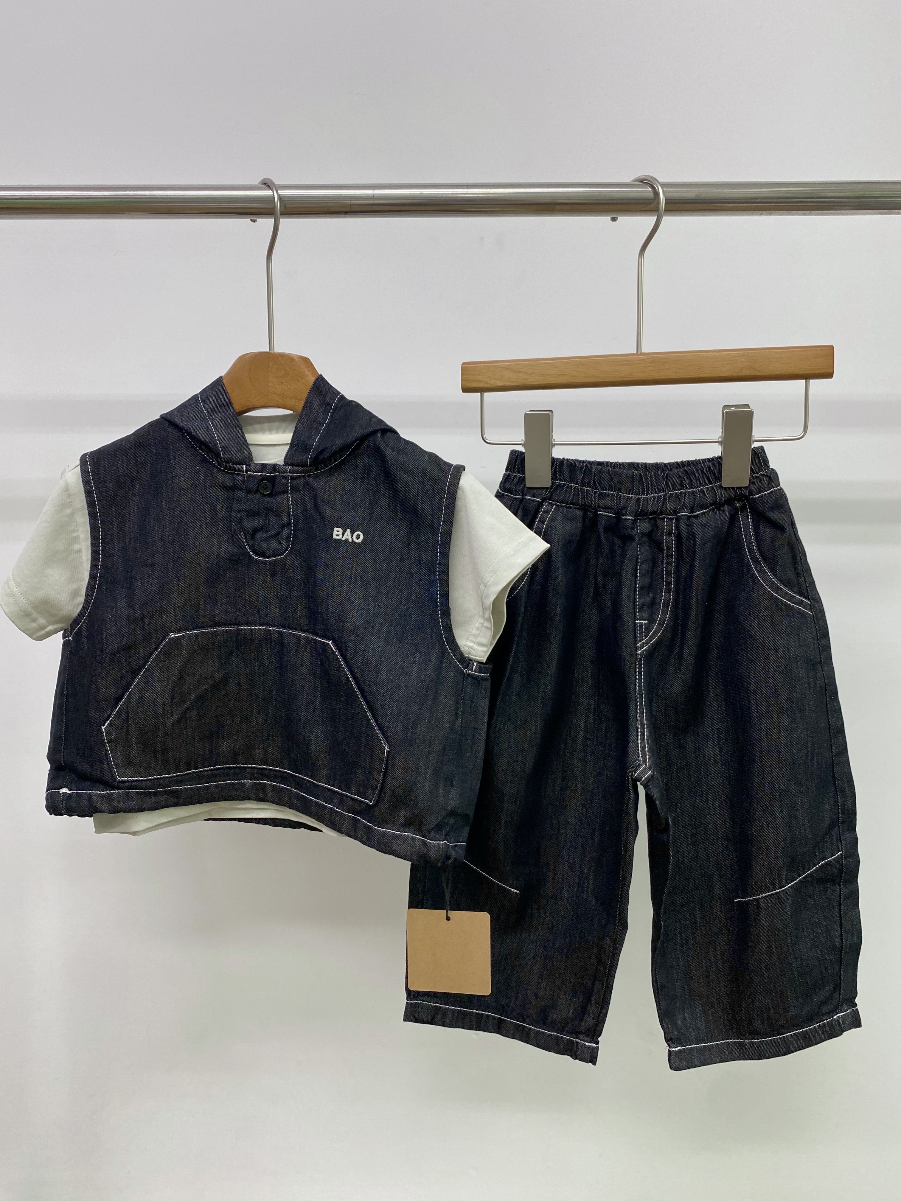 A04577自訂款連帽背心牛仔三件套