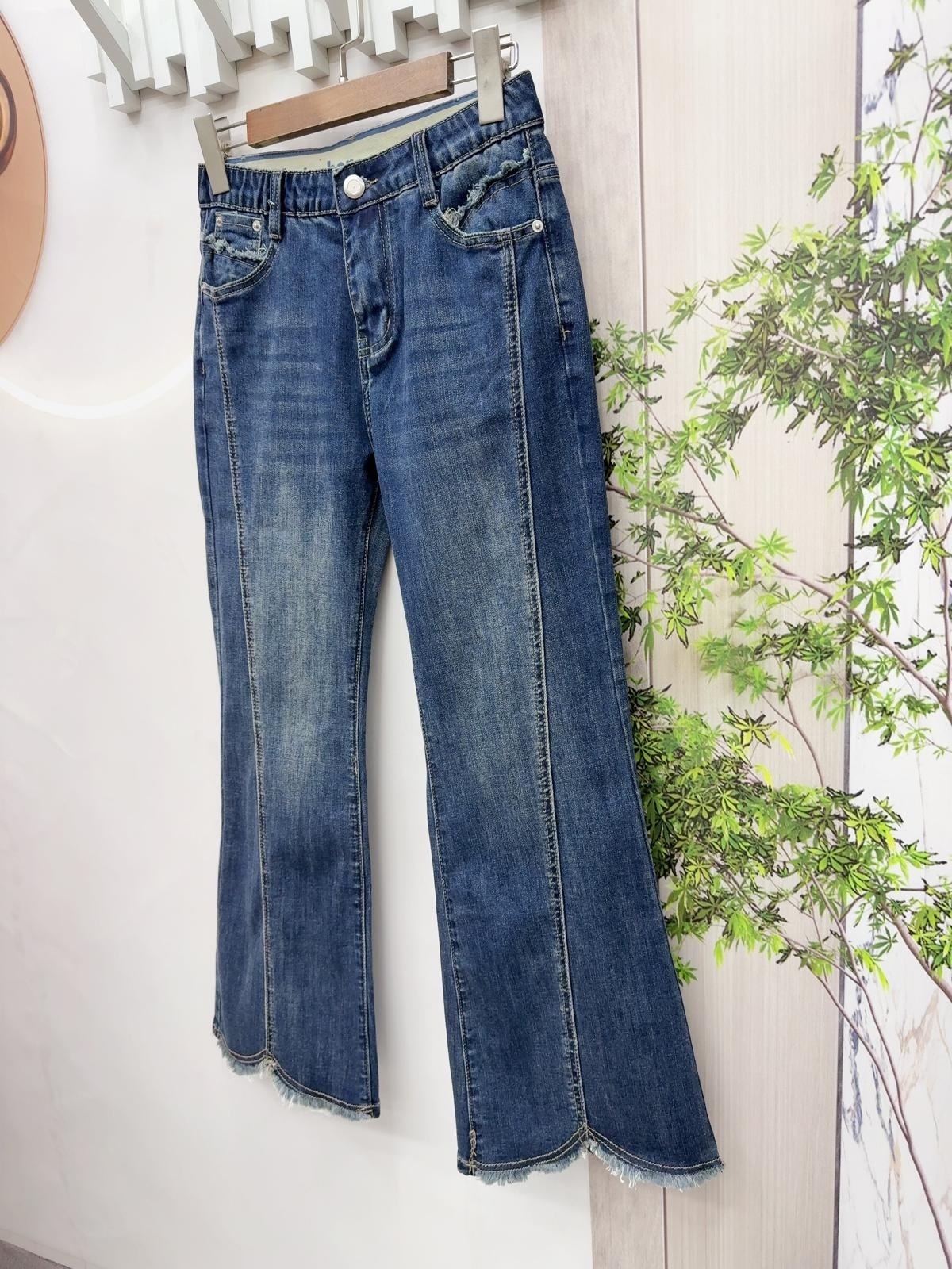 Mar微喇叭型牛仔褲～152Q