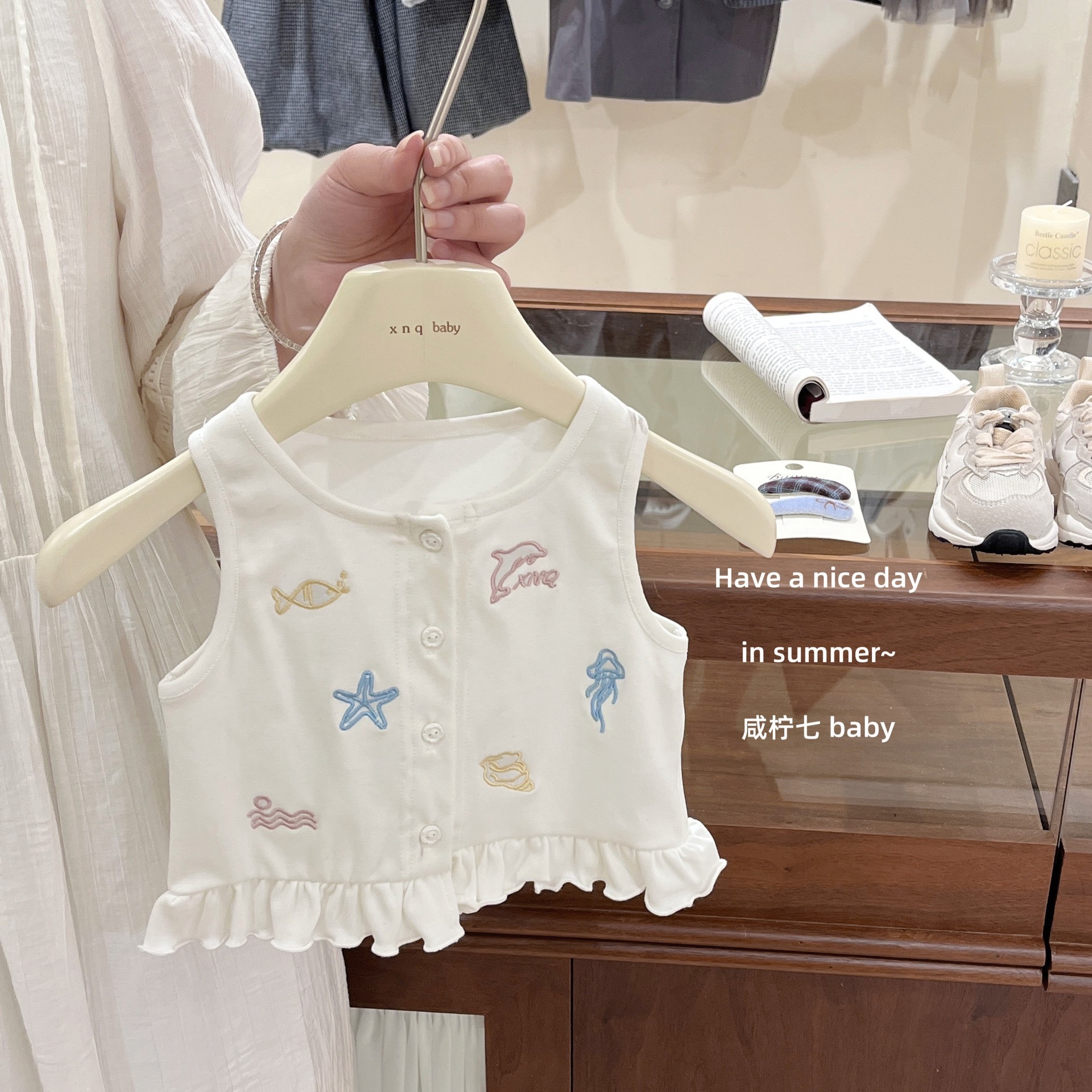 刺繡海底動物背心/格子花苞裙