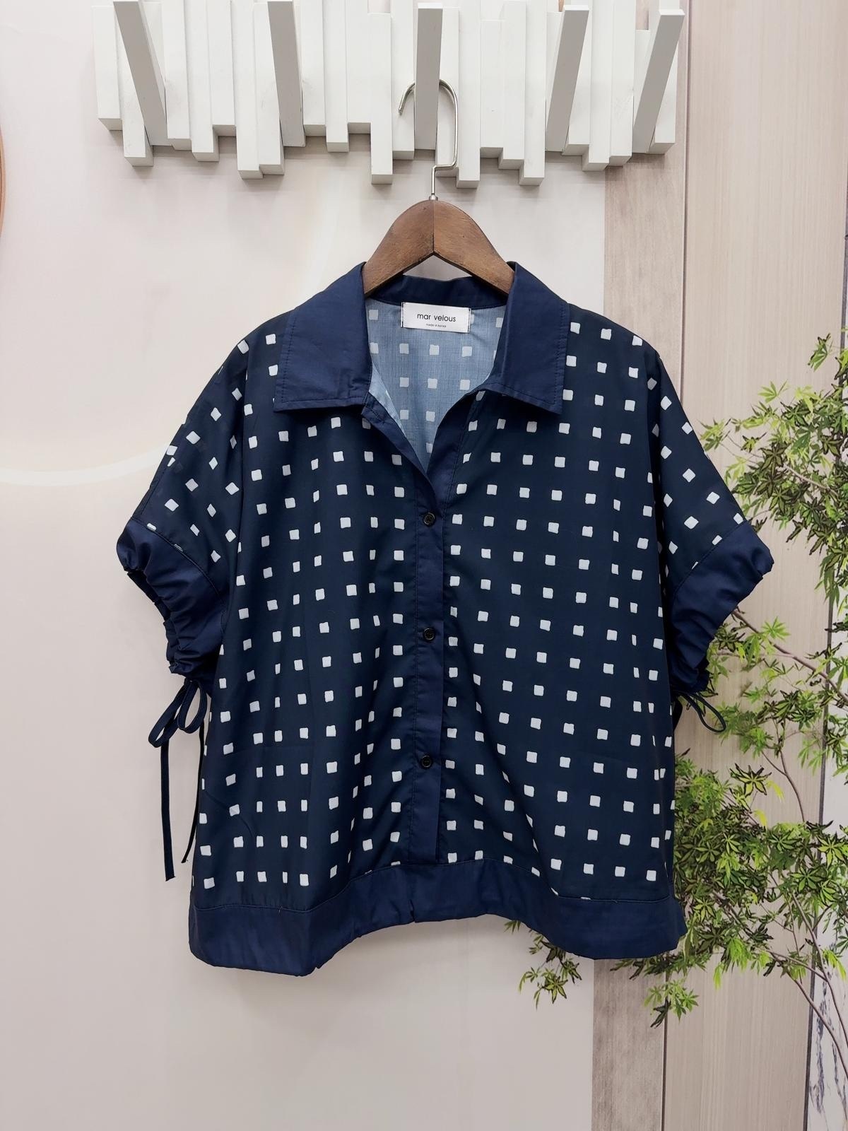 Mar 薄料正方圖案top ～152U