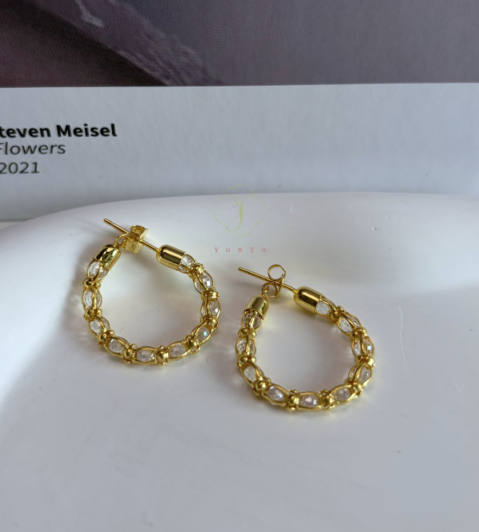 燈籠鋯石耳釘(爆閃切面)