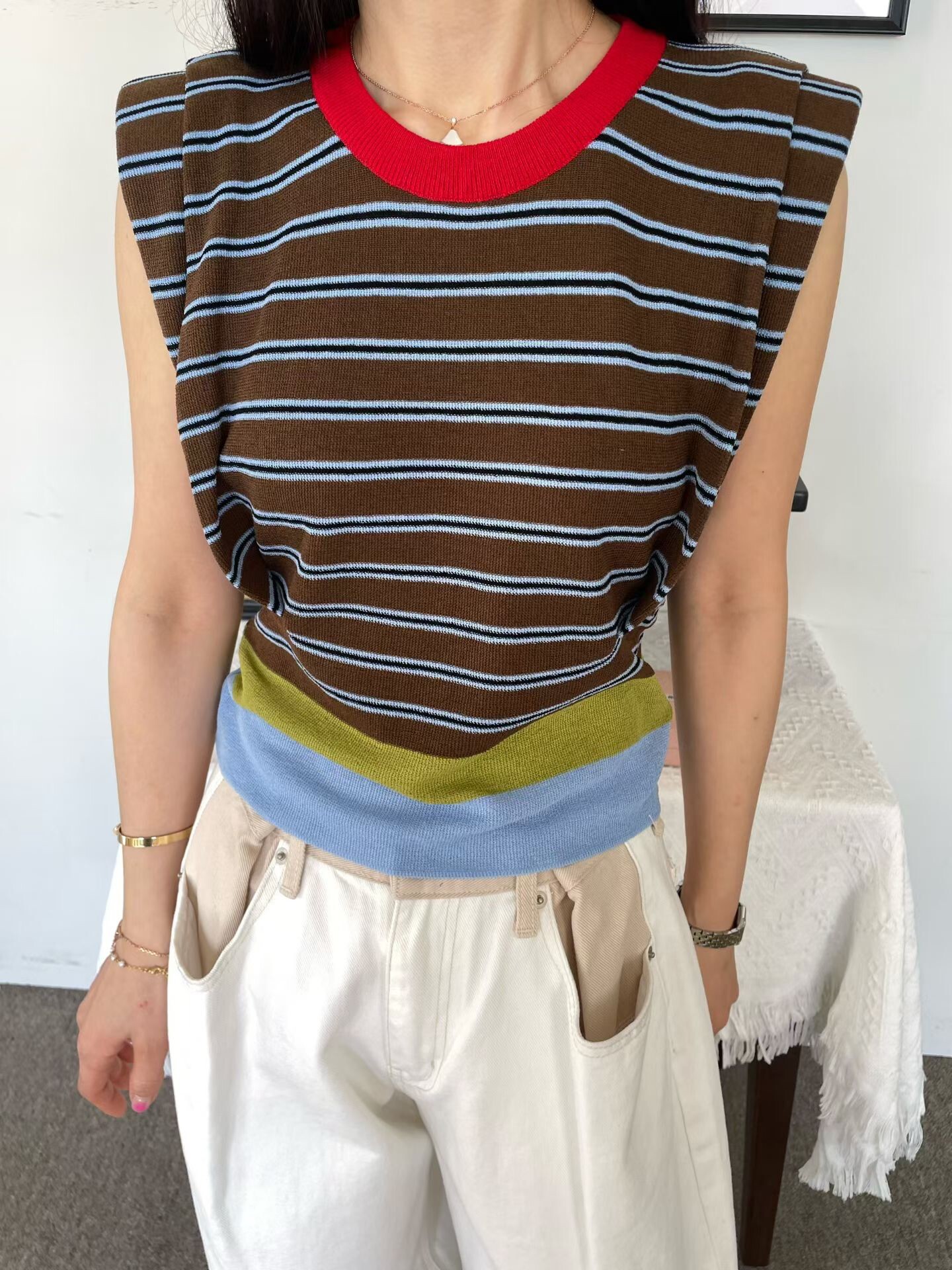 撞色收腰墊肩棉質背心