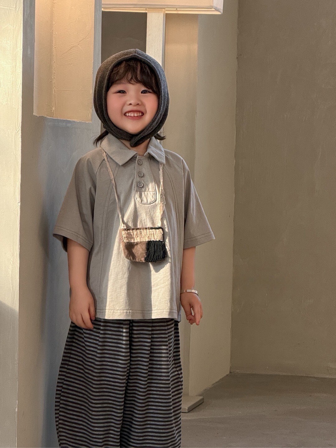 今天是文青男孩上衣