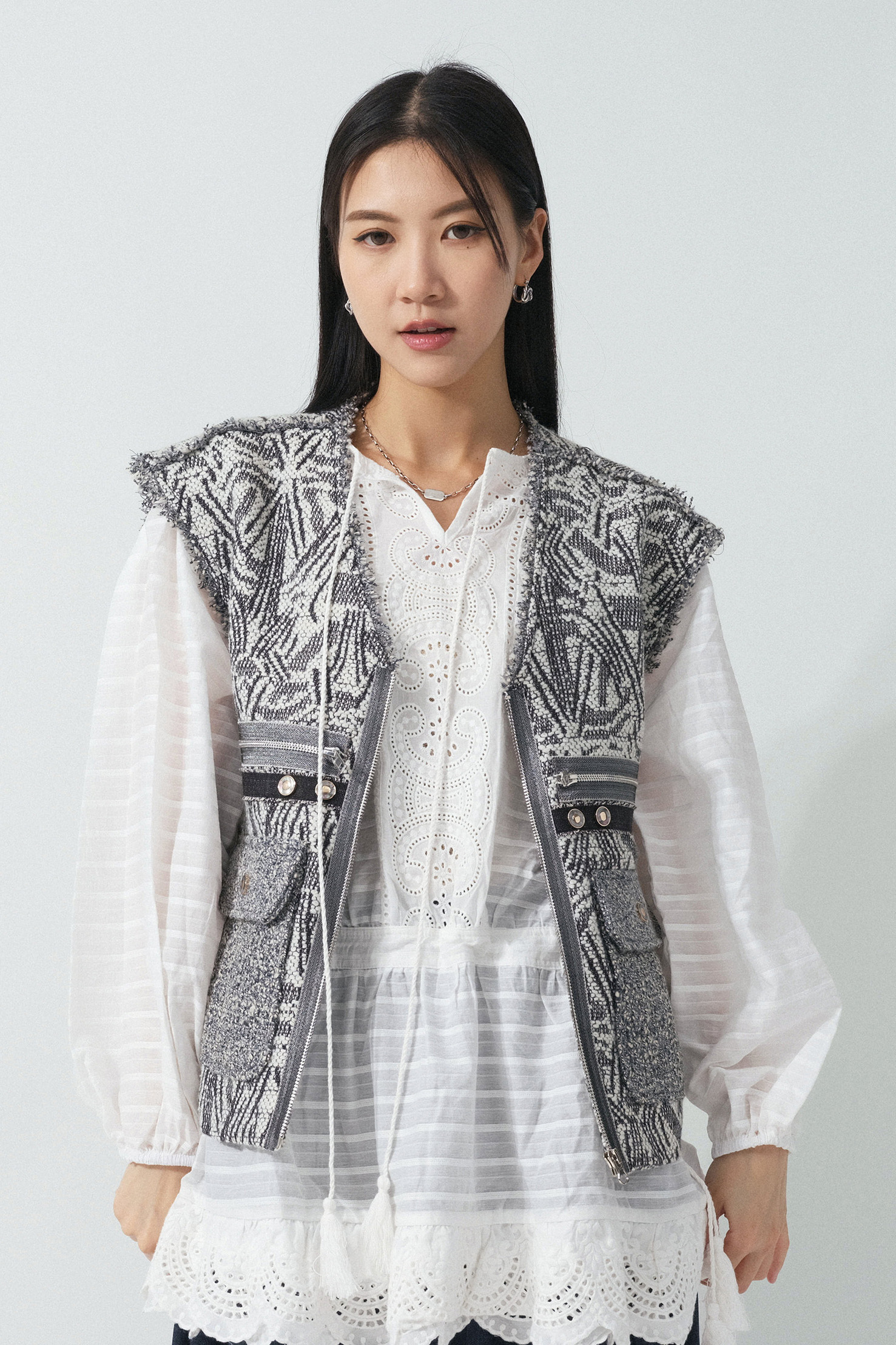 民族風織花背心外套 (預購產品）