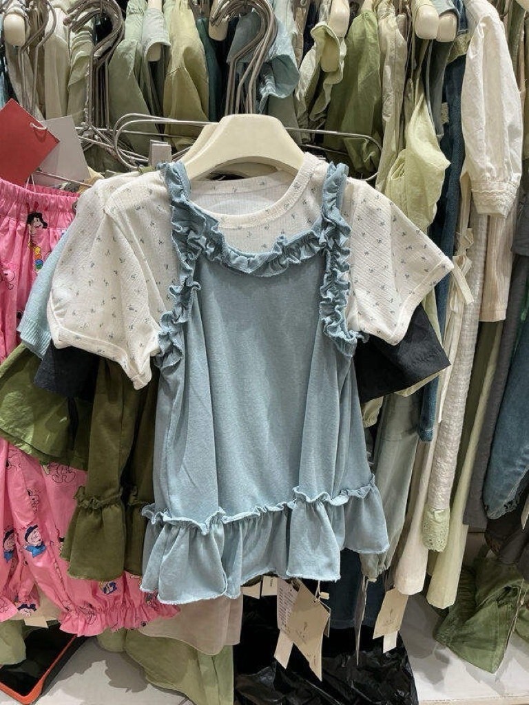 偷偷可愛疊穿上衣