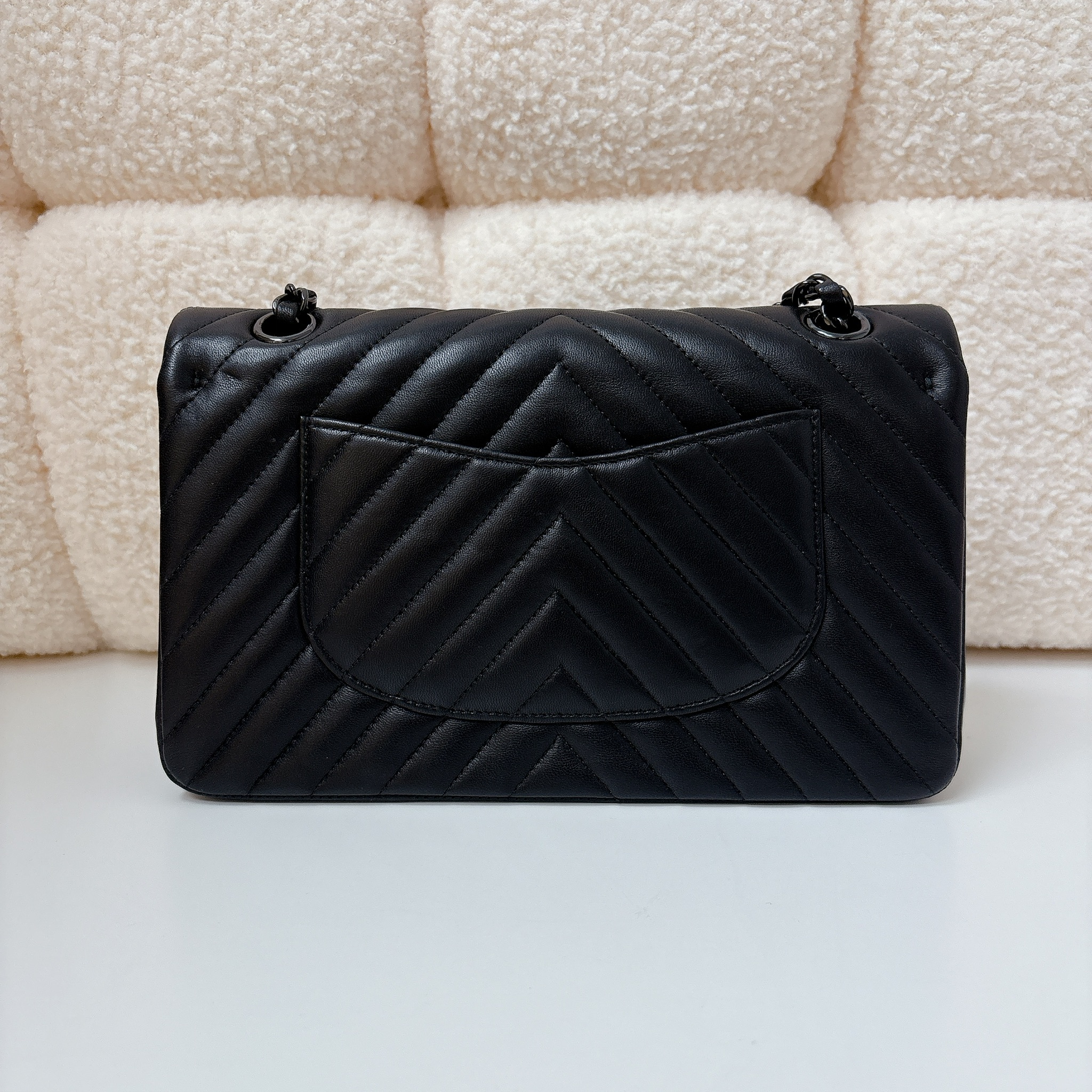 Chanel Chevron - So Black / Bhw