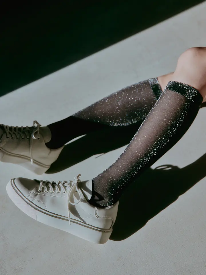 [連線優惠] 靴下屋 透膚光澤高筒襪