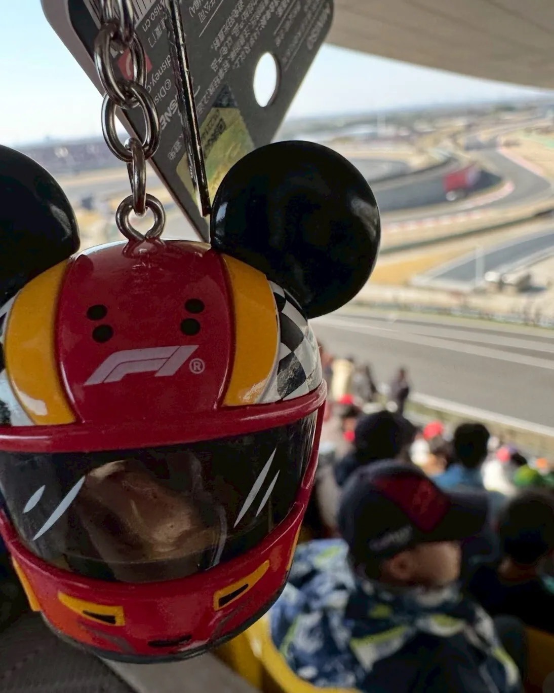 上海限定🏎️ F1 x DISNEY x MINISO 聯名 迪士尼 米奇 頭盔 安全帽 吊飾