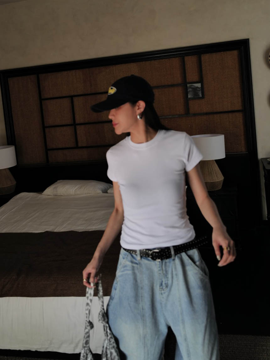 歐美紙片人收腰T*5色