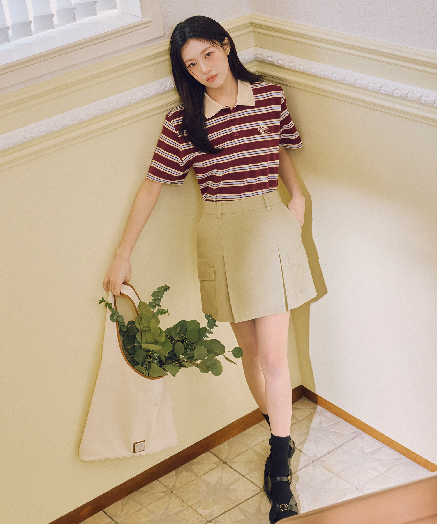 【入LIVECODE一件減至$478😱🔥！】【2026首次春夏封館😍】【MFG】CLASSIC LOGO ONE SHOULDER BUCKET BAG( Natural/Dark Blue)