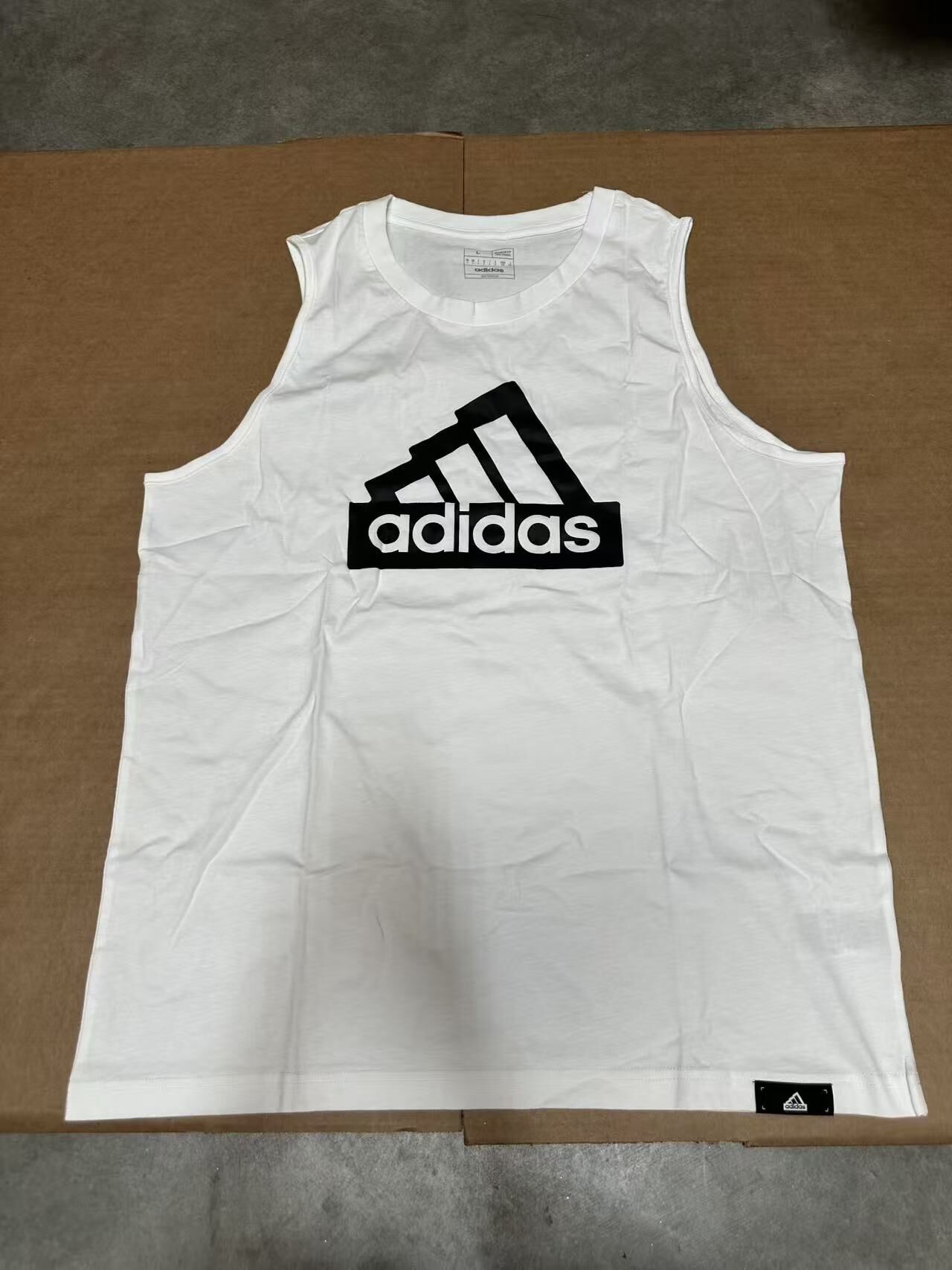 【直播】adidas LX032440 男裝背心（白色）