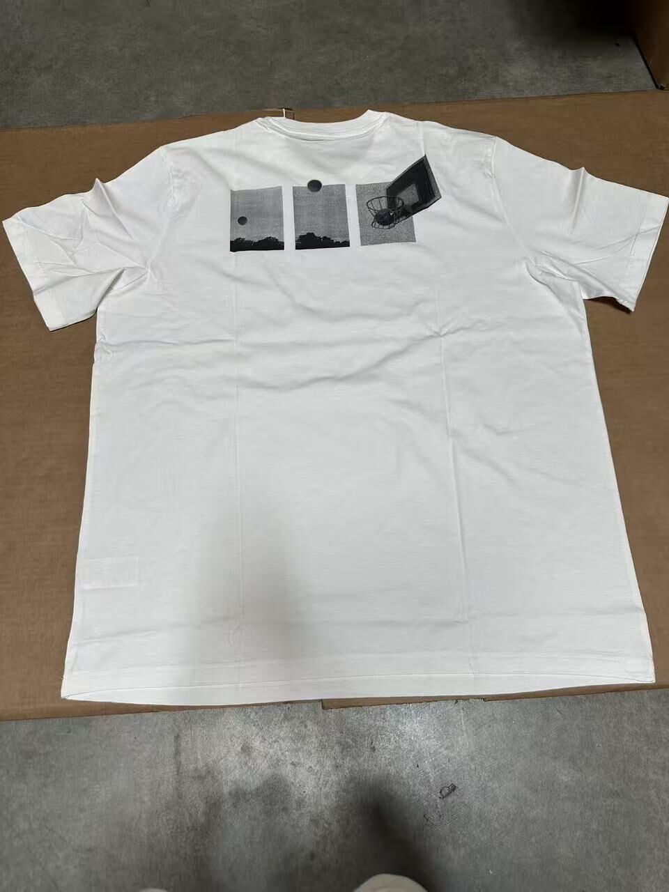 【直播】adidas LX032442 男裝圖案短袖上衣